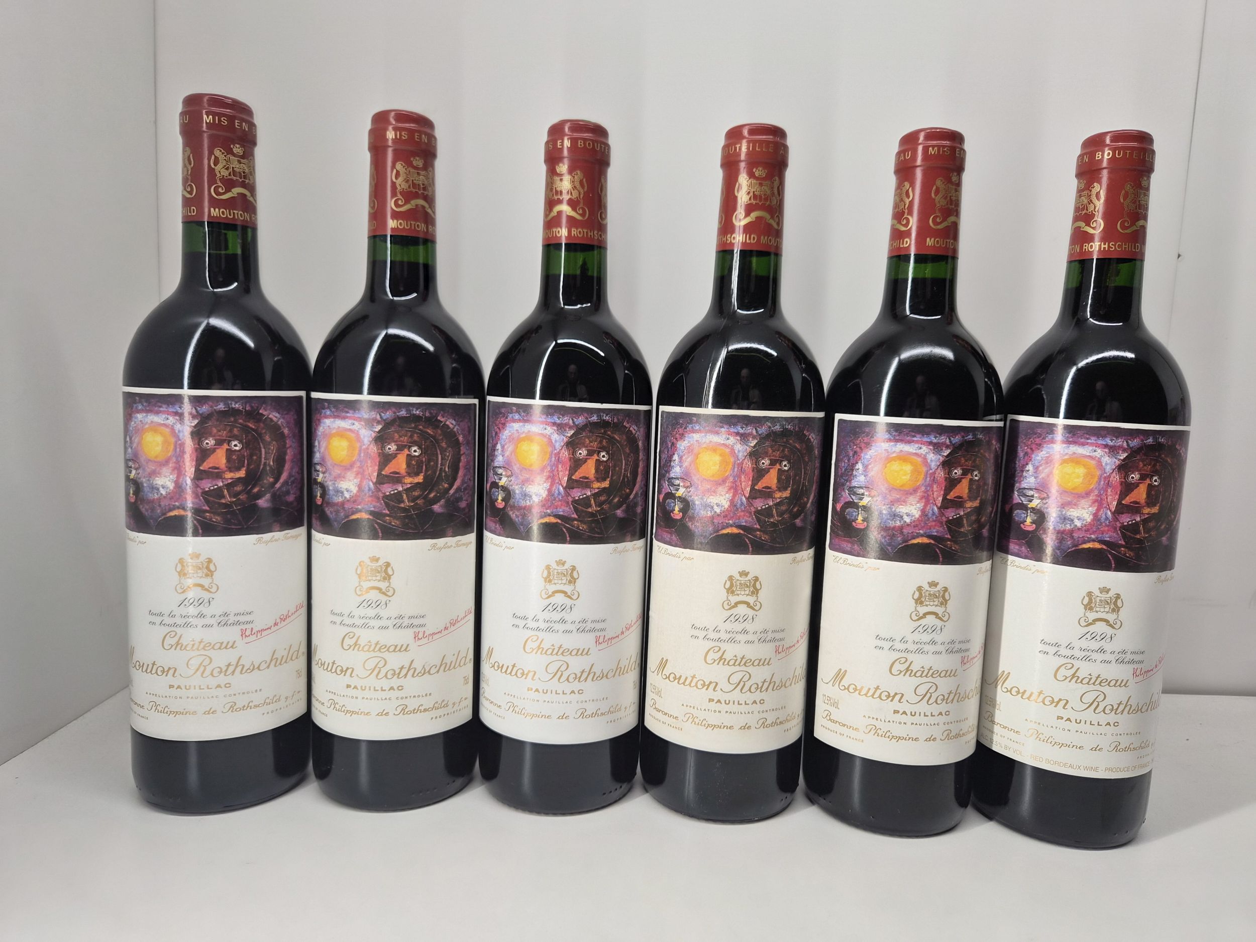 1  bouteille  PETRUS,:  | H&ocirc;tel Des Ventes de Monte-Carlo