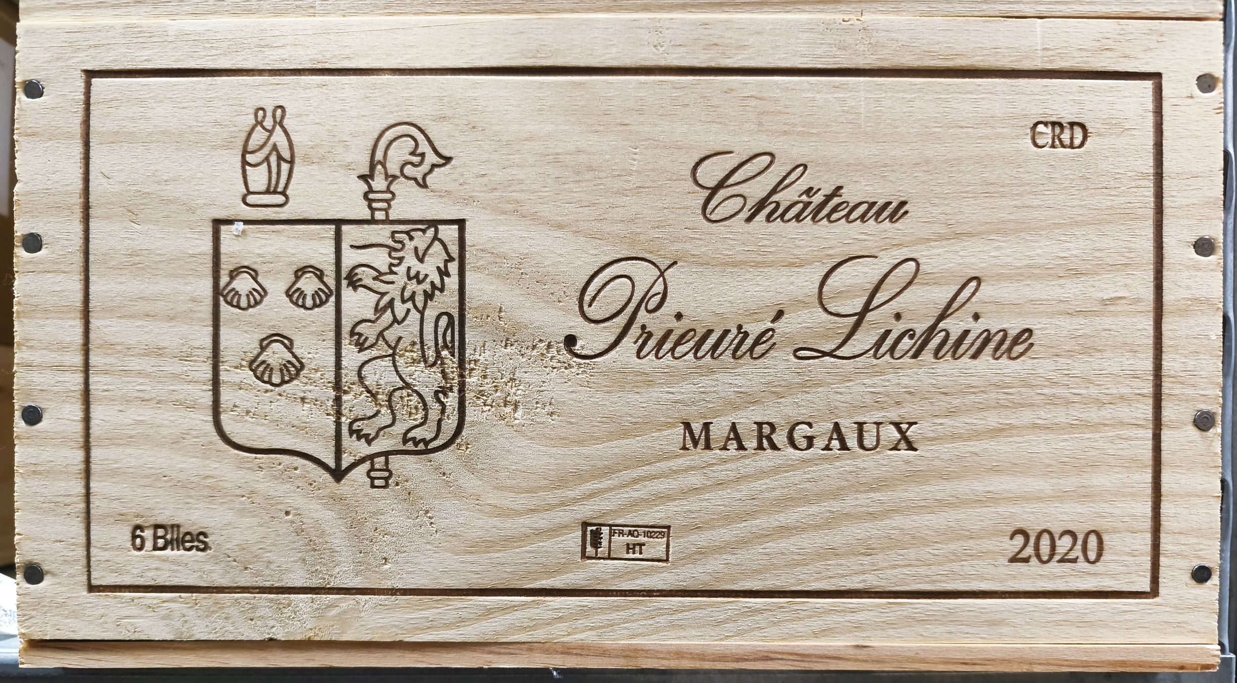 1  bouteille  PETRUS,:  | H&ocirc;tel Des Ventes de Monte-Carlo