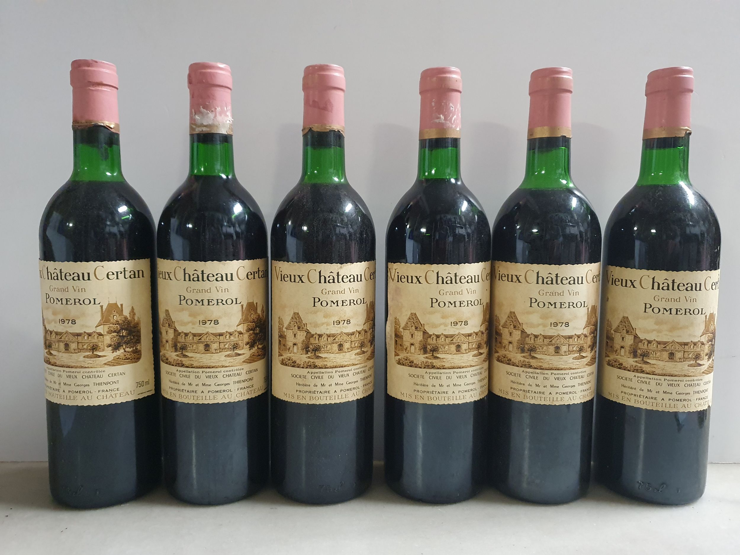3 bouteilles  BAROLO :  | H&ocirc;tel Des Ventes de Monte-Carlo
