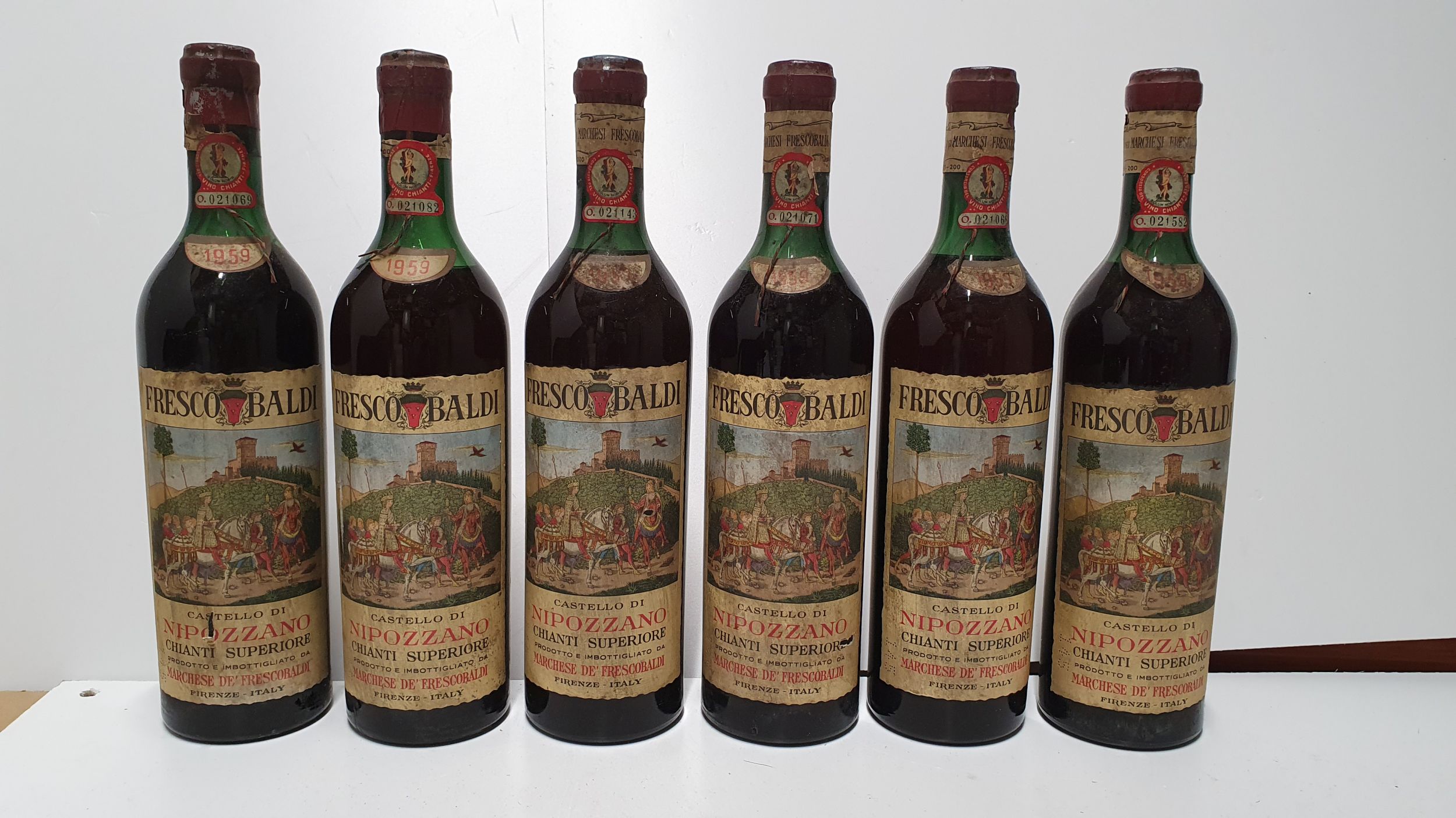 6 bouteilles CHAMPAGNE :  | H&ocirc;tel Des Ventes de Monte-Carlo