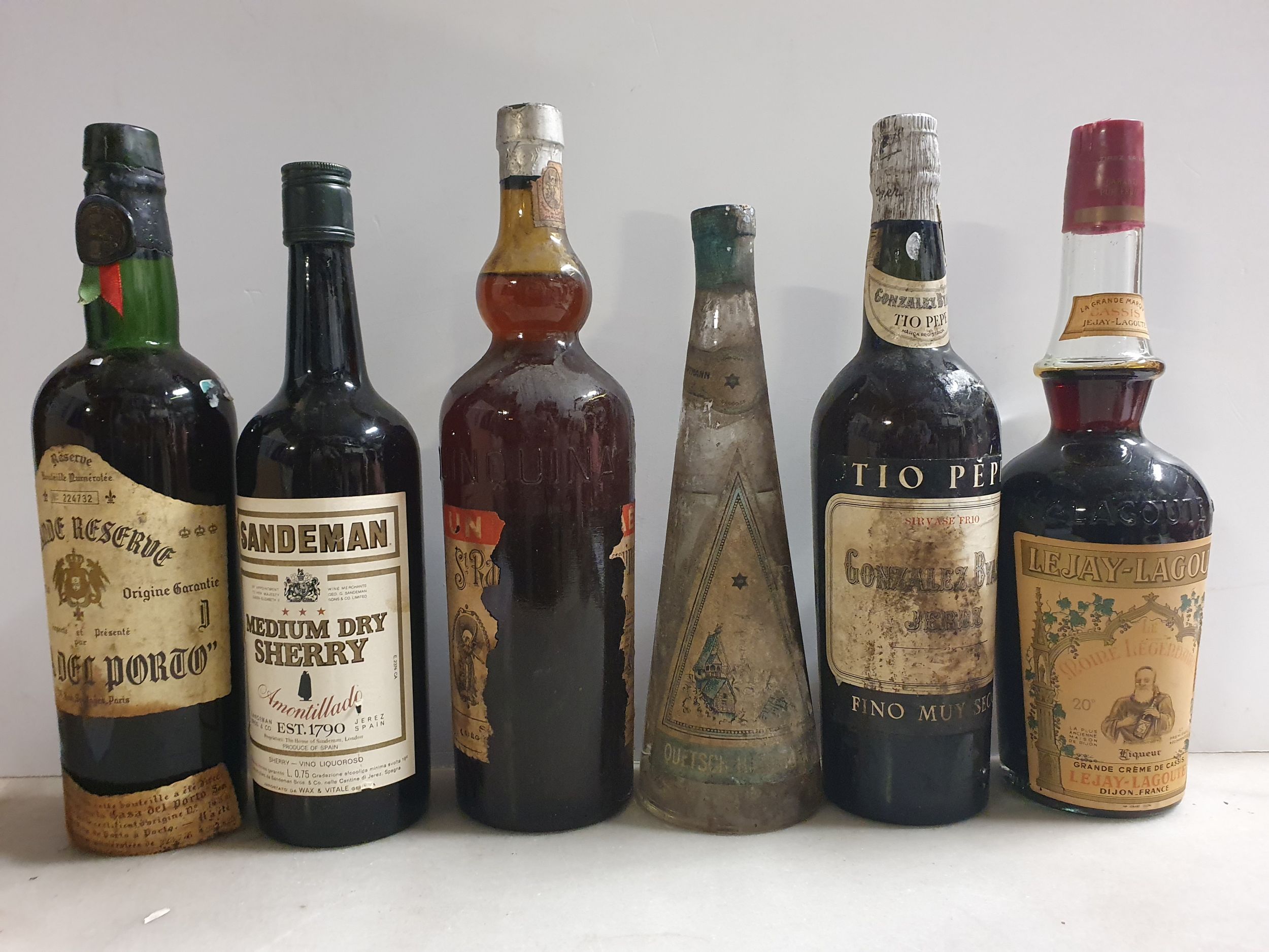 3 bouteilles  BAROLO :  | H&ocirc;tel Des Ventes de Monte-Carlo