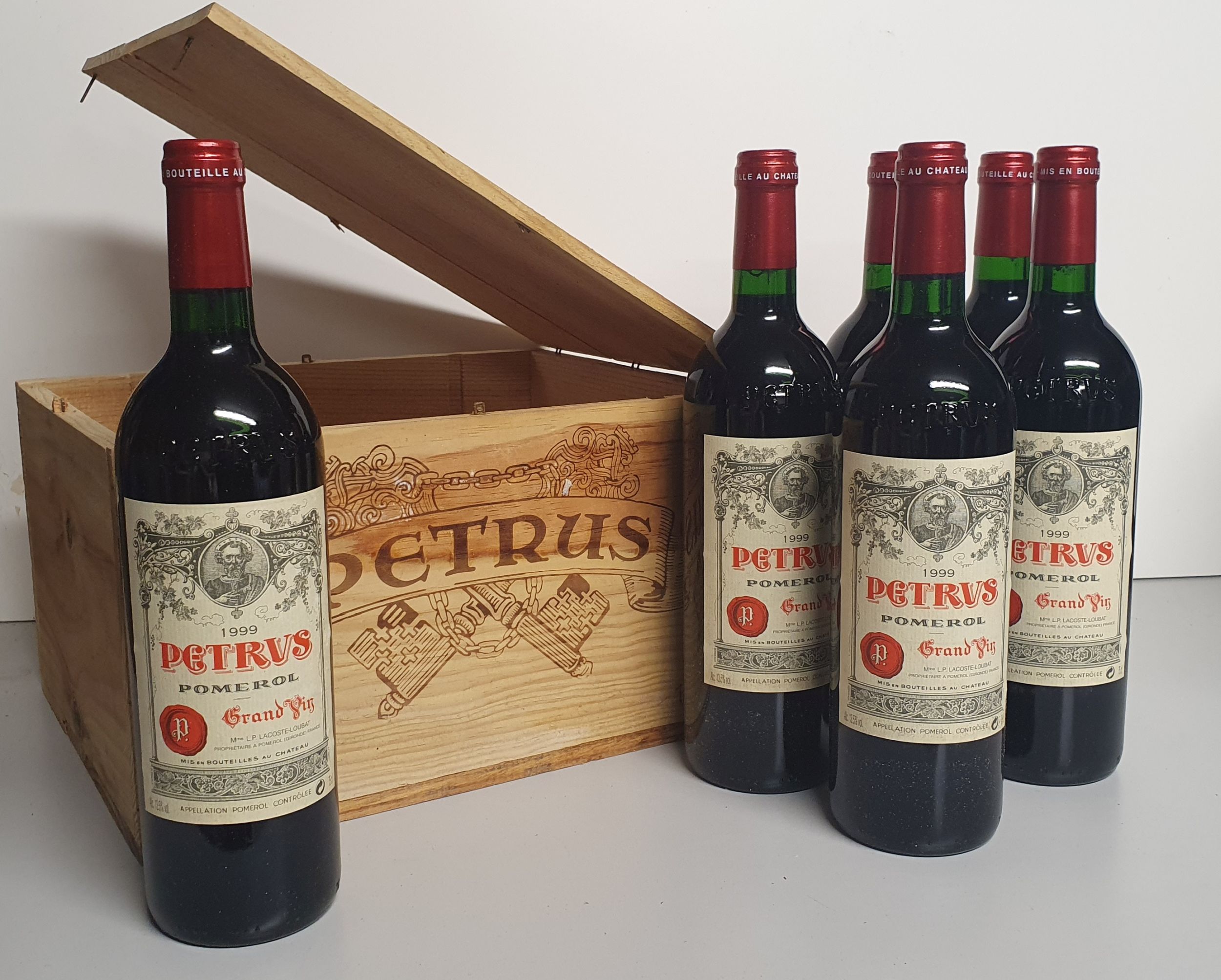 3 bouteilles  BAROLO :  | H&ocirc;tel Des Ventes de Monte-Carlo