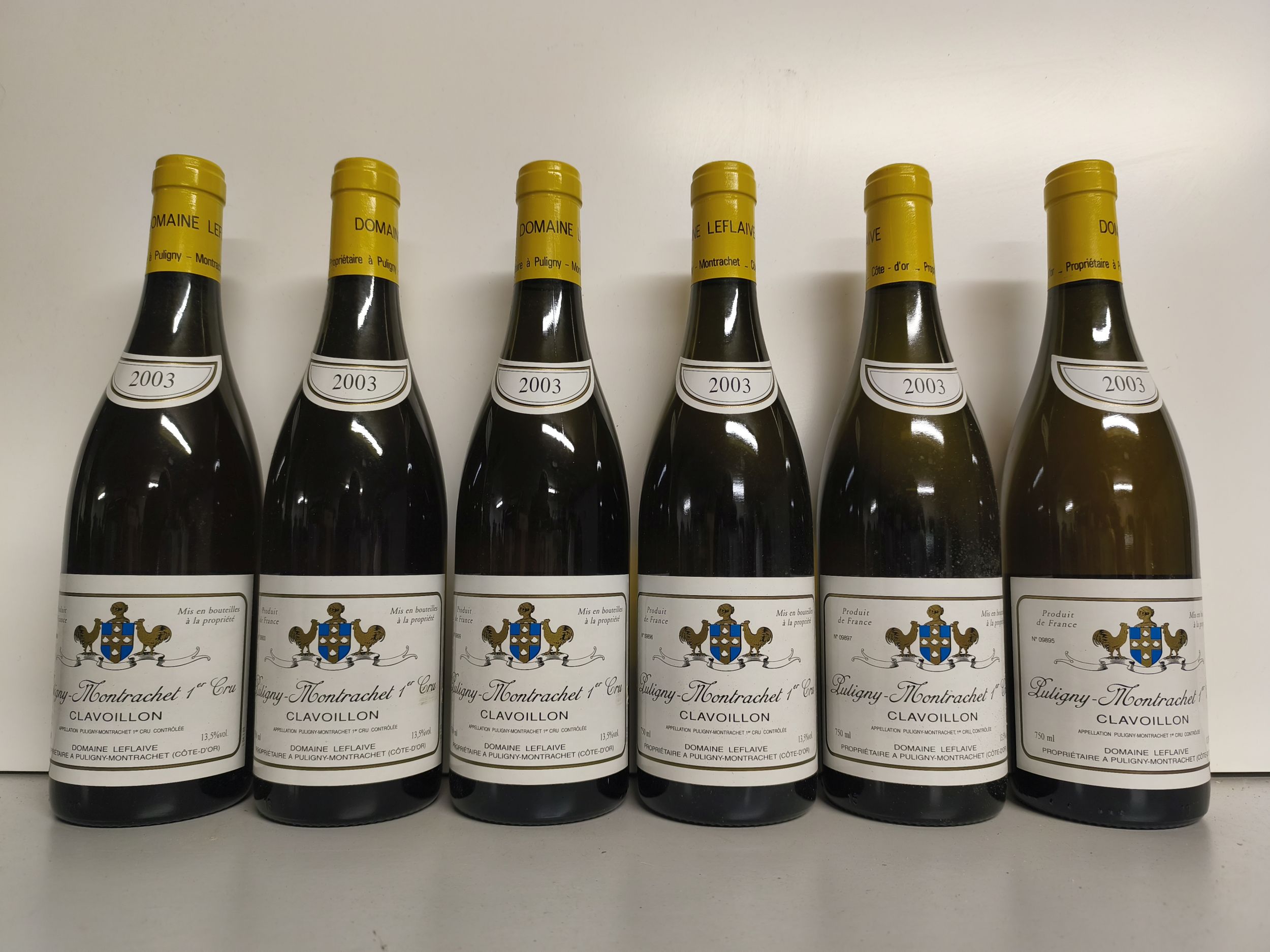 2 bouteilles BLANCS DIVERS :  | H&ocirc;tel Des Ventes de Monte-Carlo