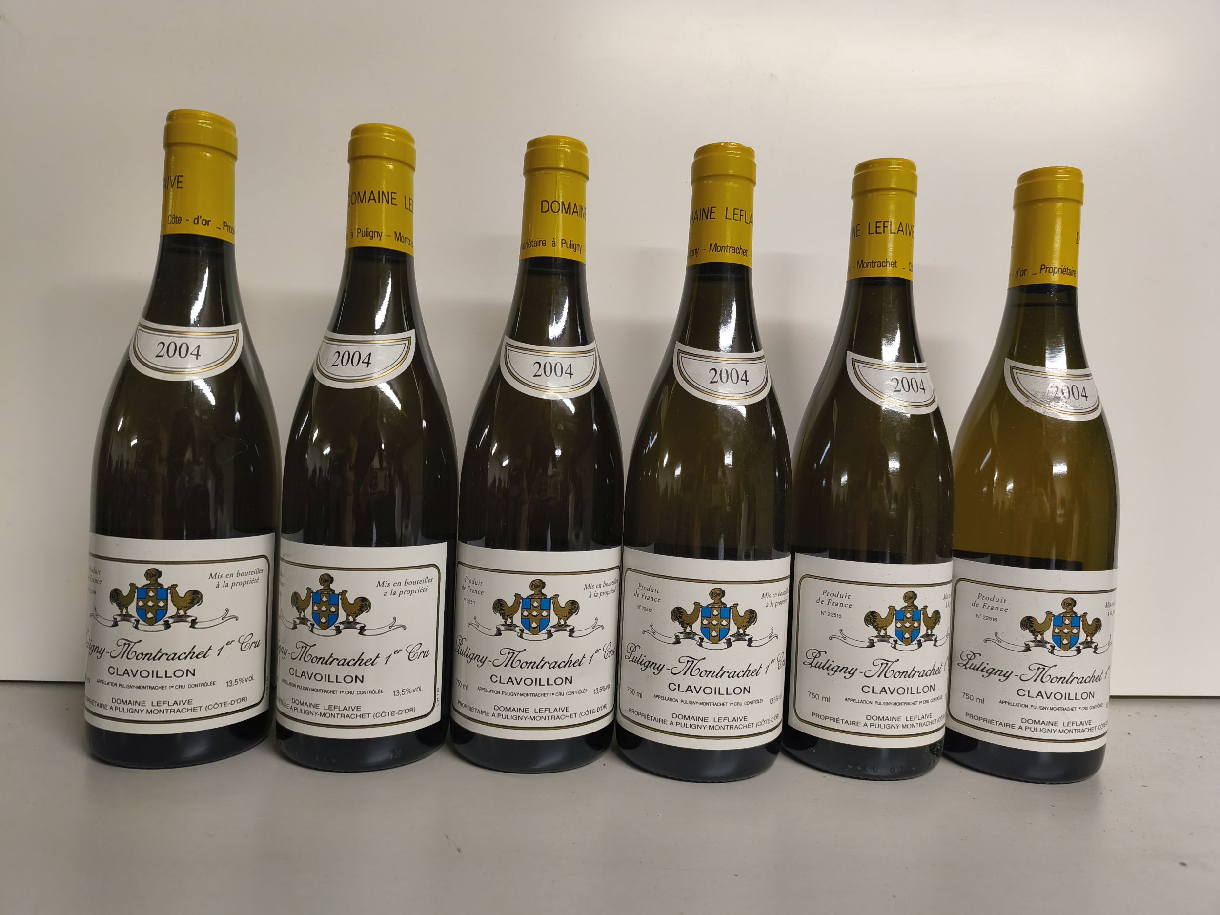 2 bouteilles BLANCS DIVERS :  | H&ocirc;tel Des Ventes de Monte-Carlo