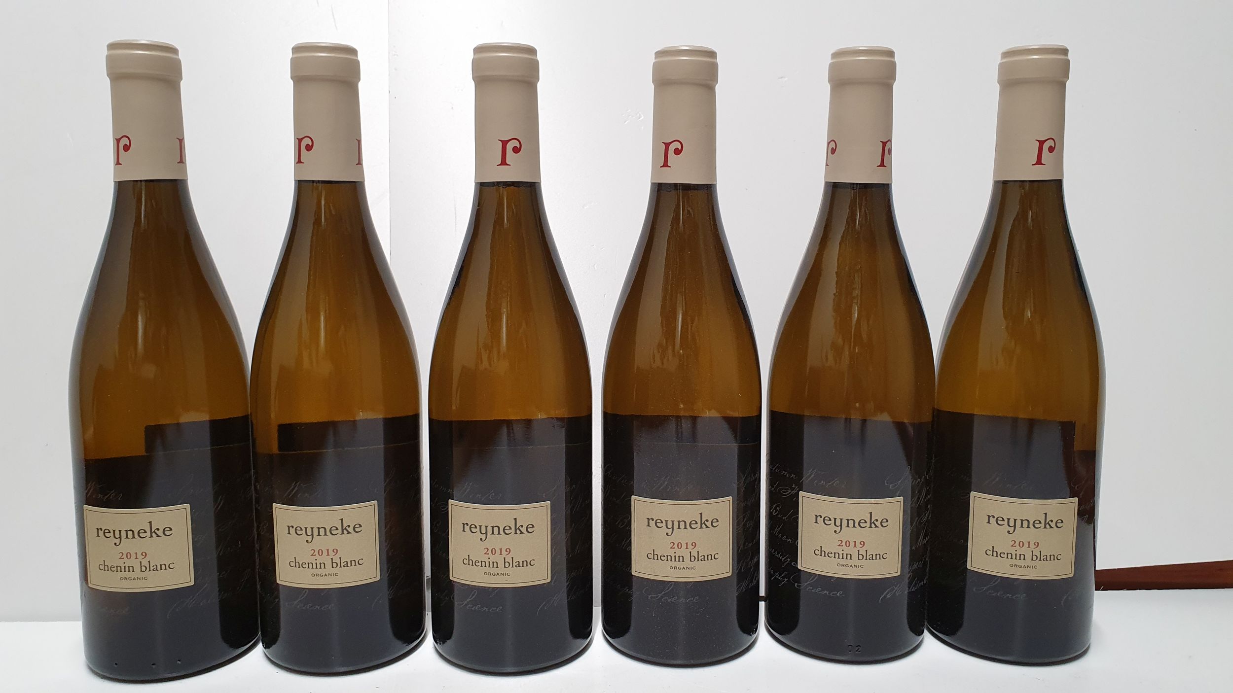 6 bouteilles CHAMPAGNE :  | H&ocirc;tel Des Ventes de Monte-Carlo