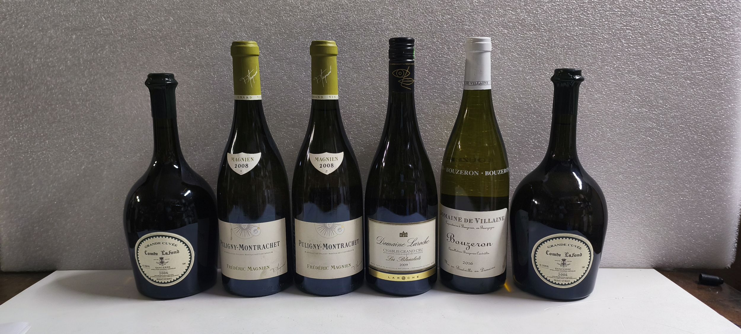 6 bouteilles  VINS BLANCS  DIVERS,