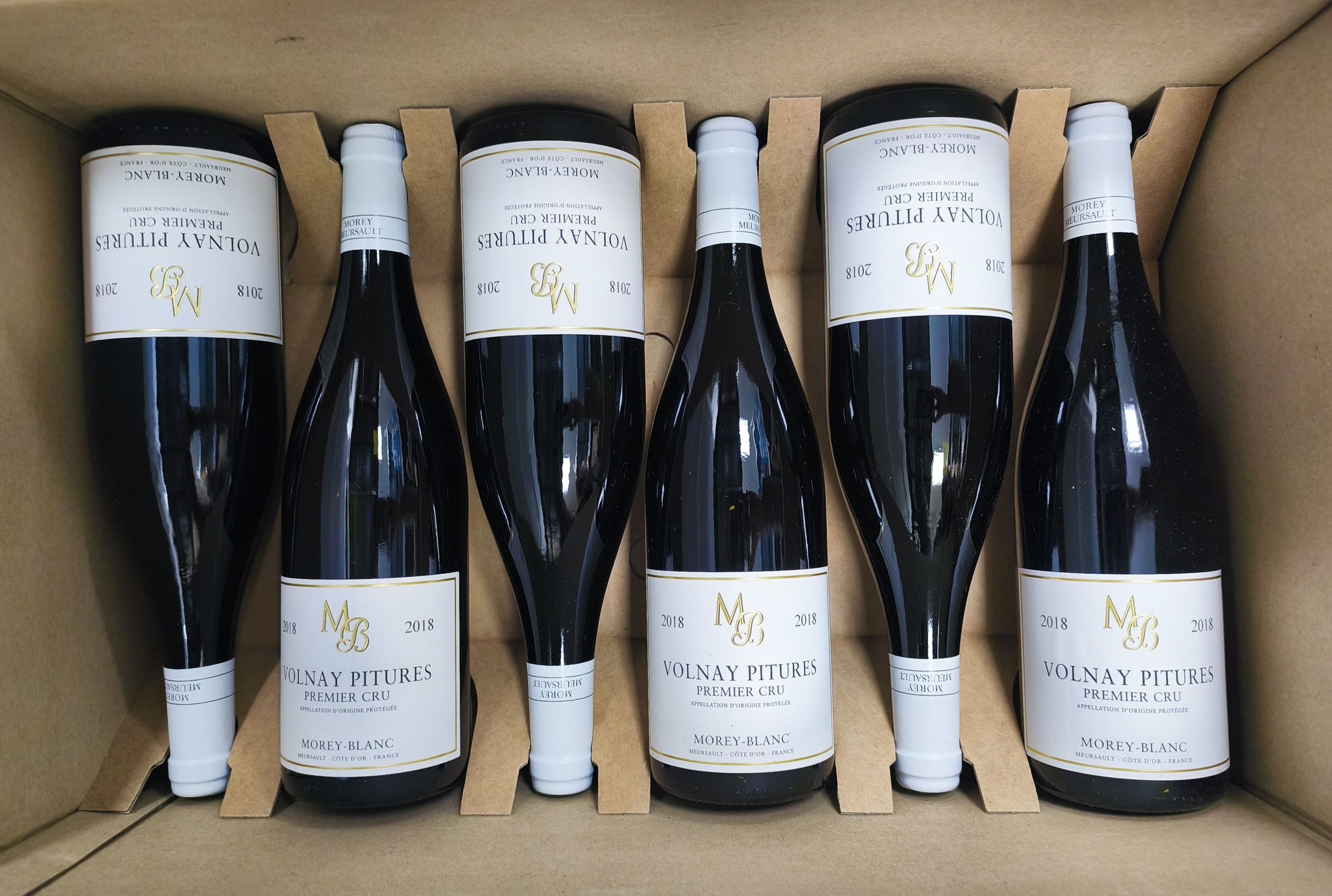 4 bouteilles BOURGOGNE:  | H&ocirc;tel Des Ventes de Monte-Carlo