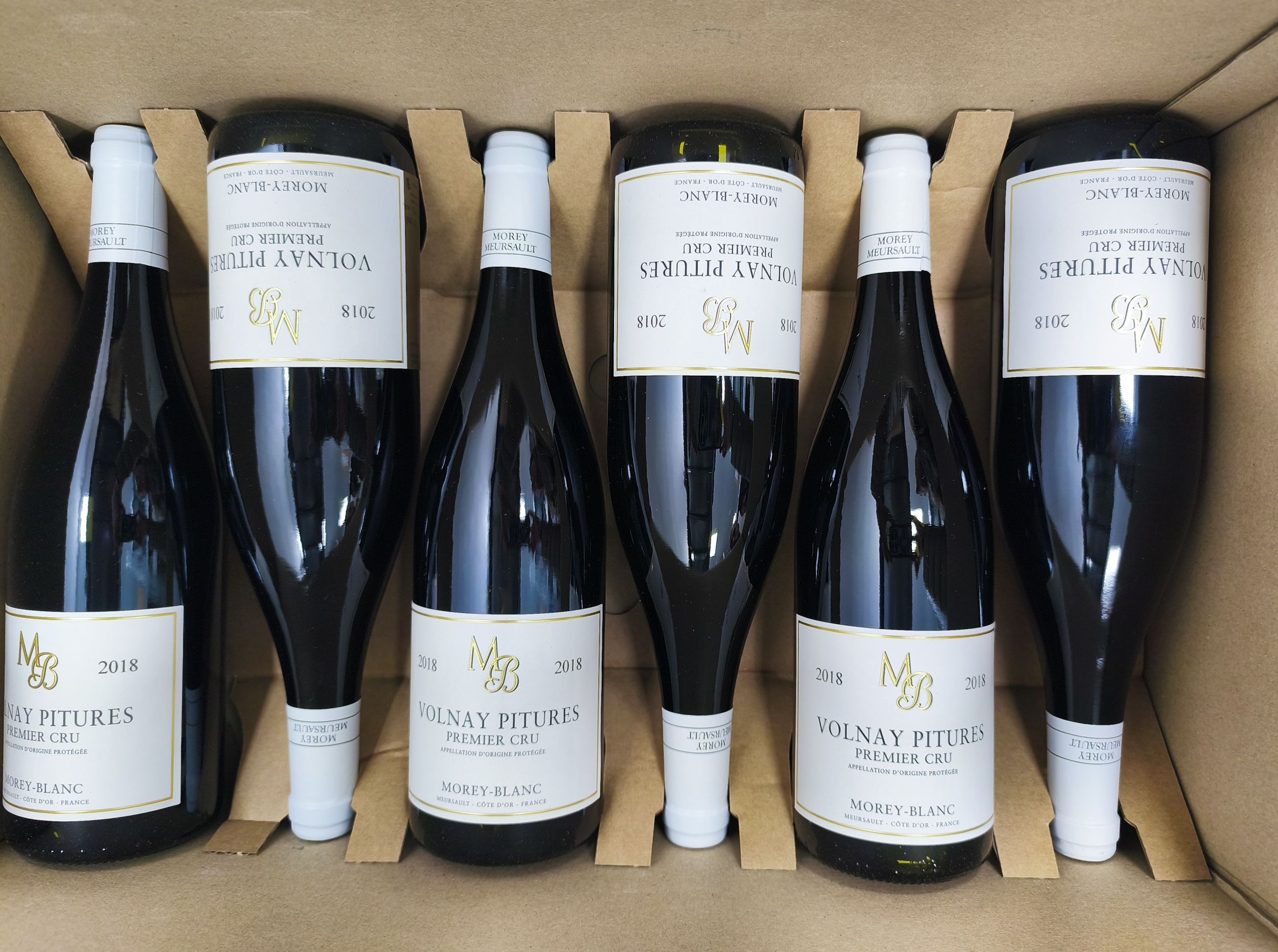 4 bouteilles BOURGOGNE:  | H&ocirc;tel Des Ventes de Monte-Carlo