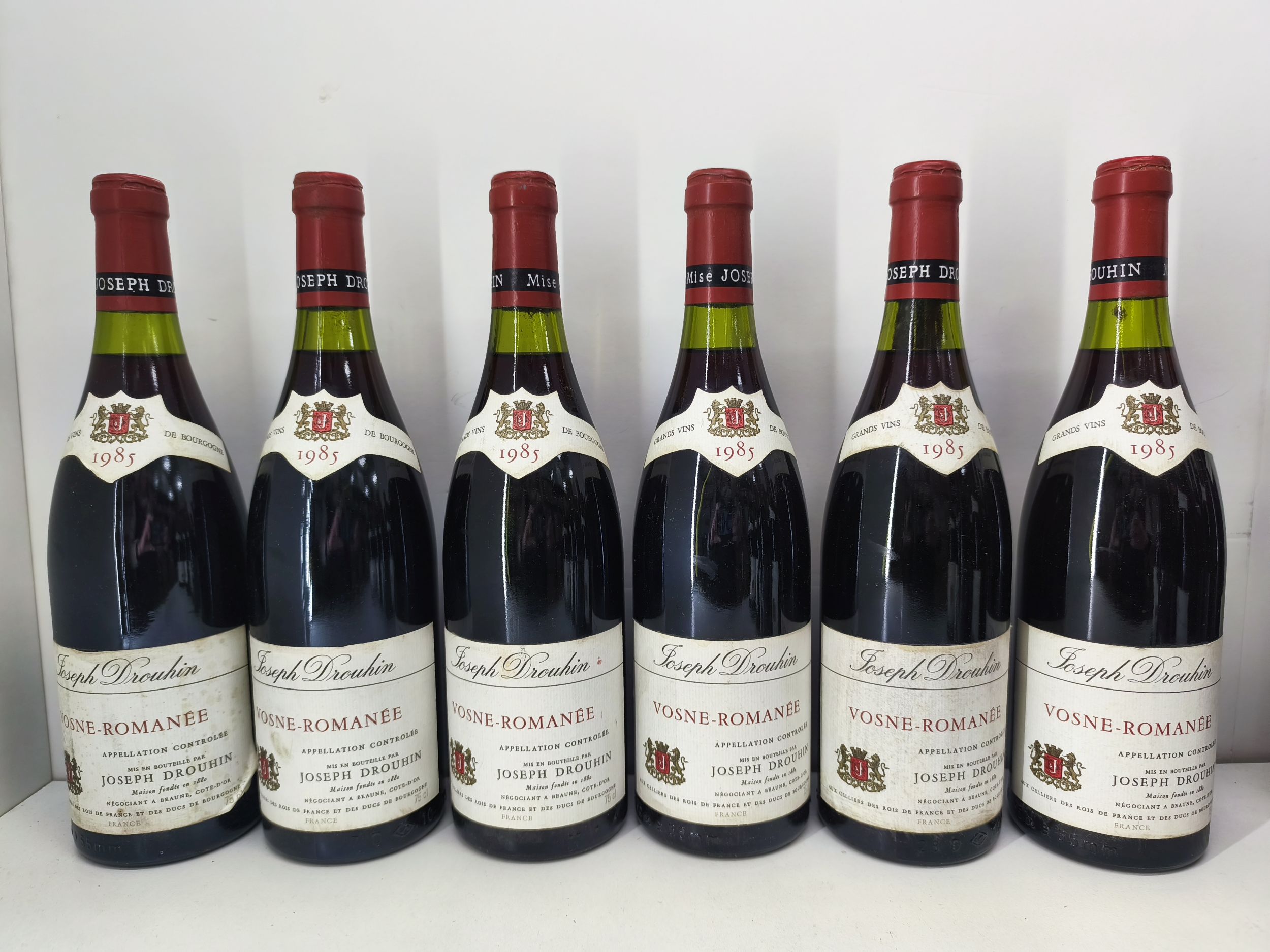 4 bouteilles BOURGOGNE:  | H&ocirc;tel Des Ventes de Monte-Carlo