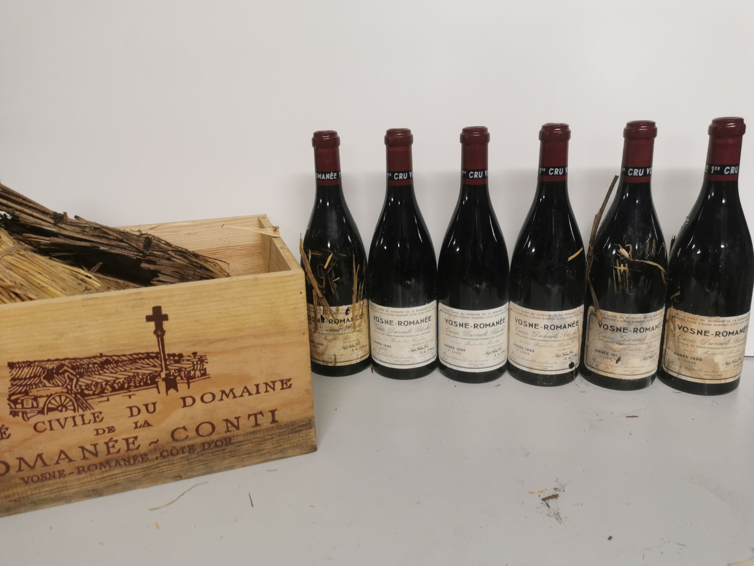 3 bouteilles  POMMARD :  | H&ocirc;tel Des Ventes de Monte-Carlo
