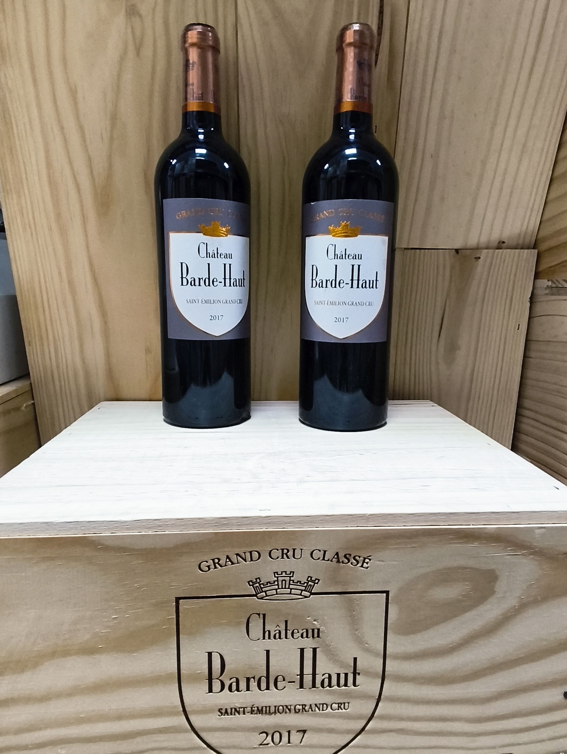 1  bouteille  PETRUS,:  | H&ocirc;tel Des Ventes de Monte-Carlo