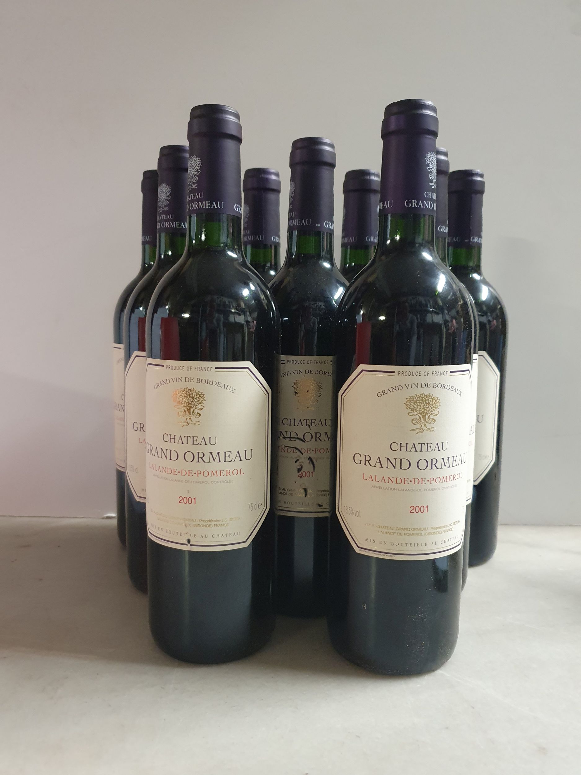 3 bouteilles  POMMARD :  | H&ocirc;tel Des Ventes de Monte-Carlo