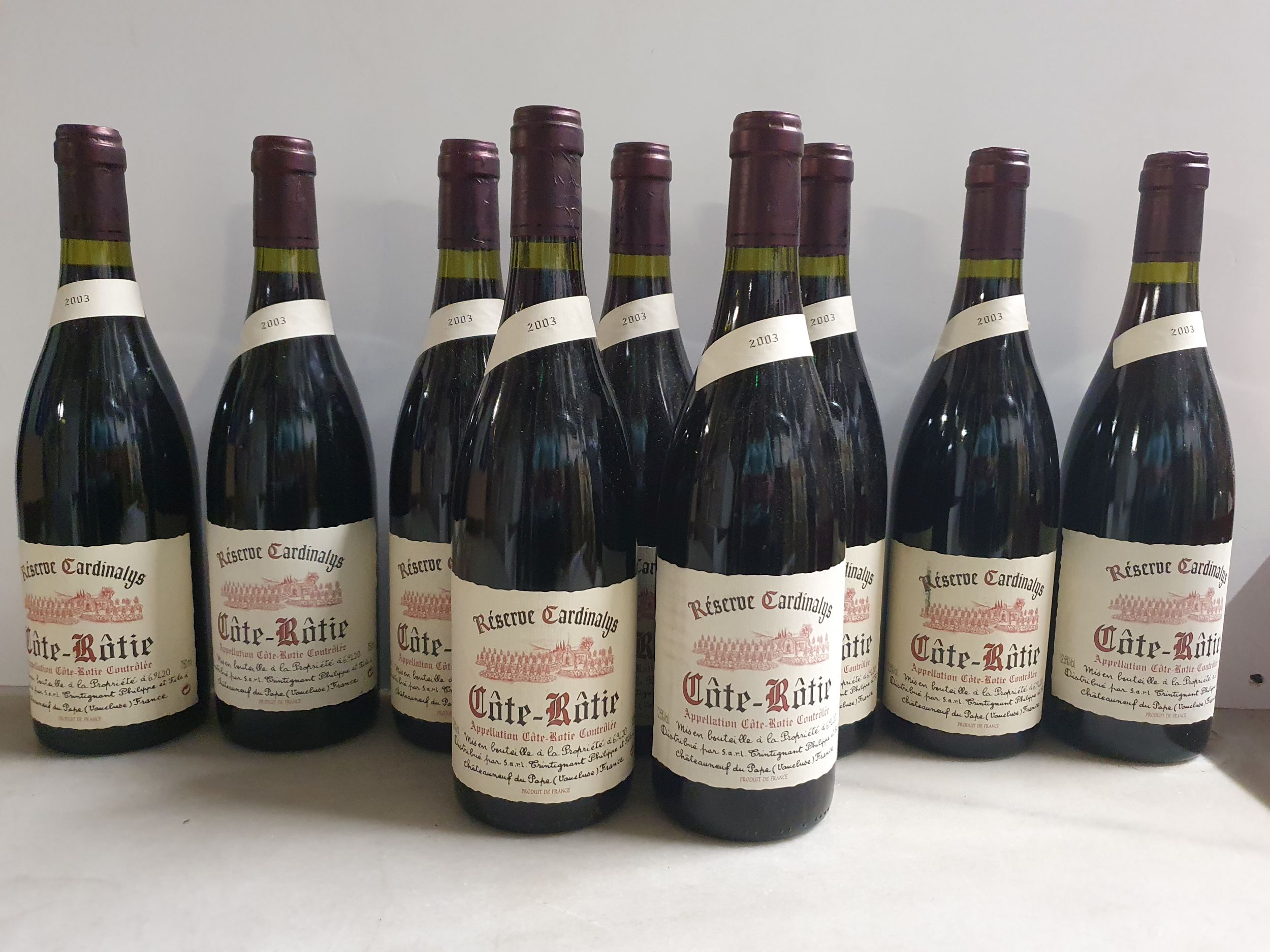 2 bouteilles BLANCS DIVERS :  | H&ocirc;tel Des Ventes de Monte-Carlo
