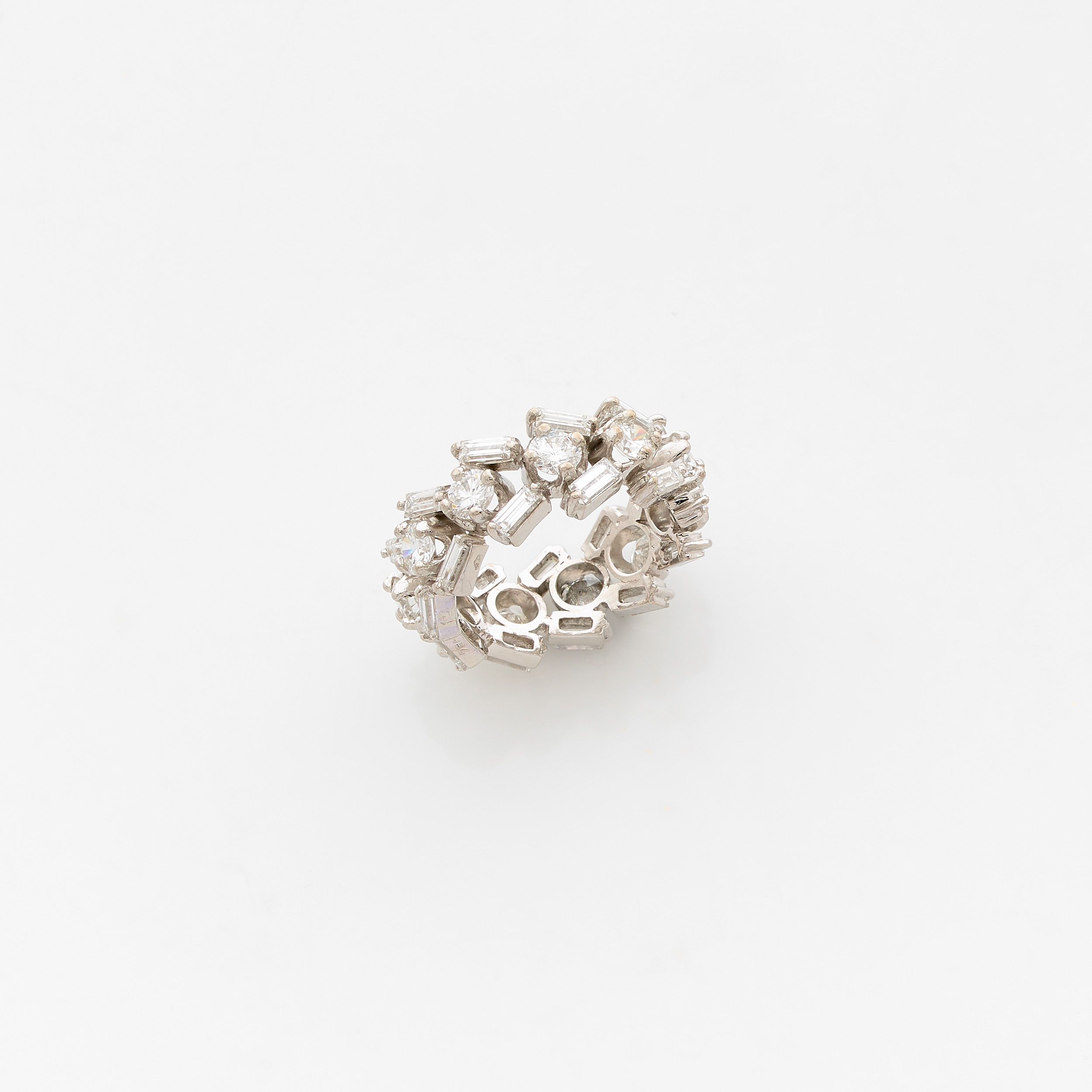 BAGUE BOMBEE:  | H&ocirc;tel Des Ventes de Monte-Carlo