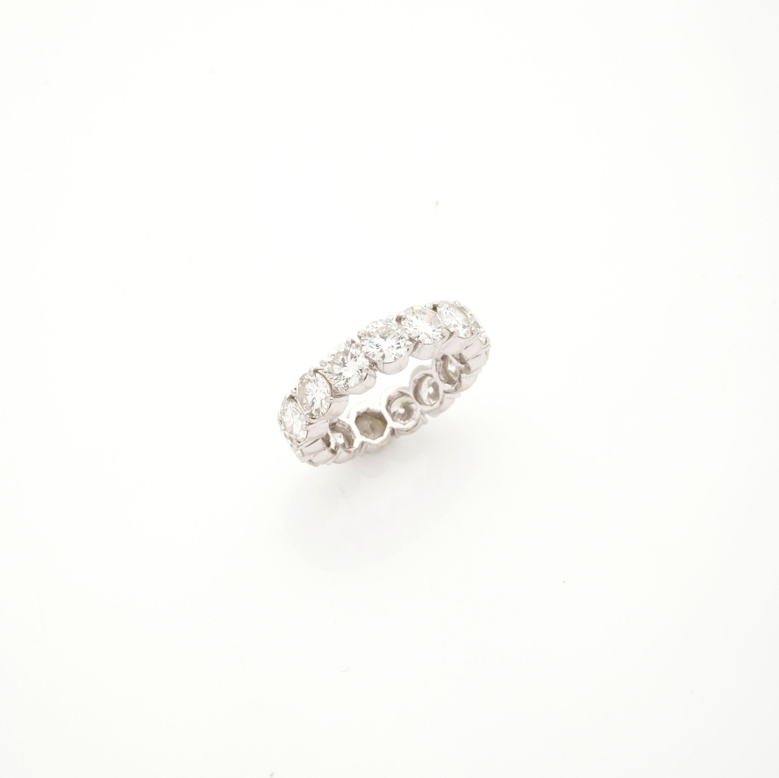BAGUE COURONNE:  | H&ocirc;tel Des Ventes de Monte-Carlo