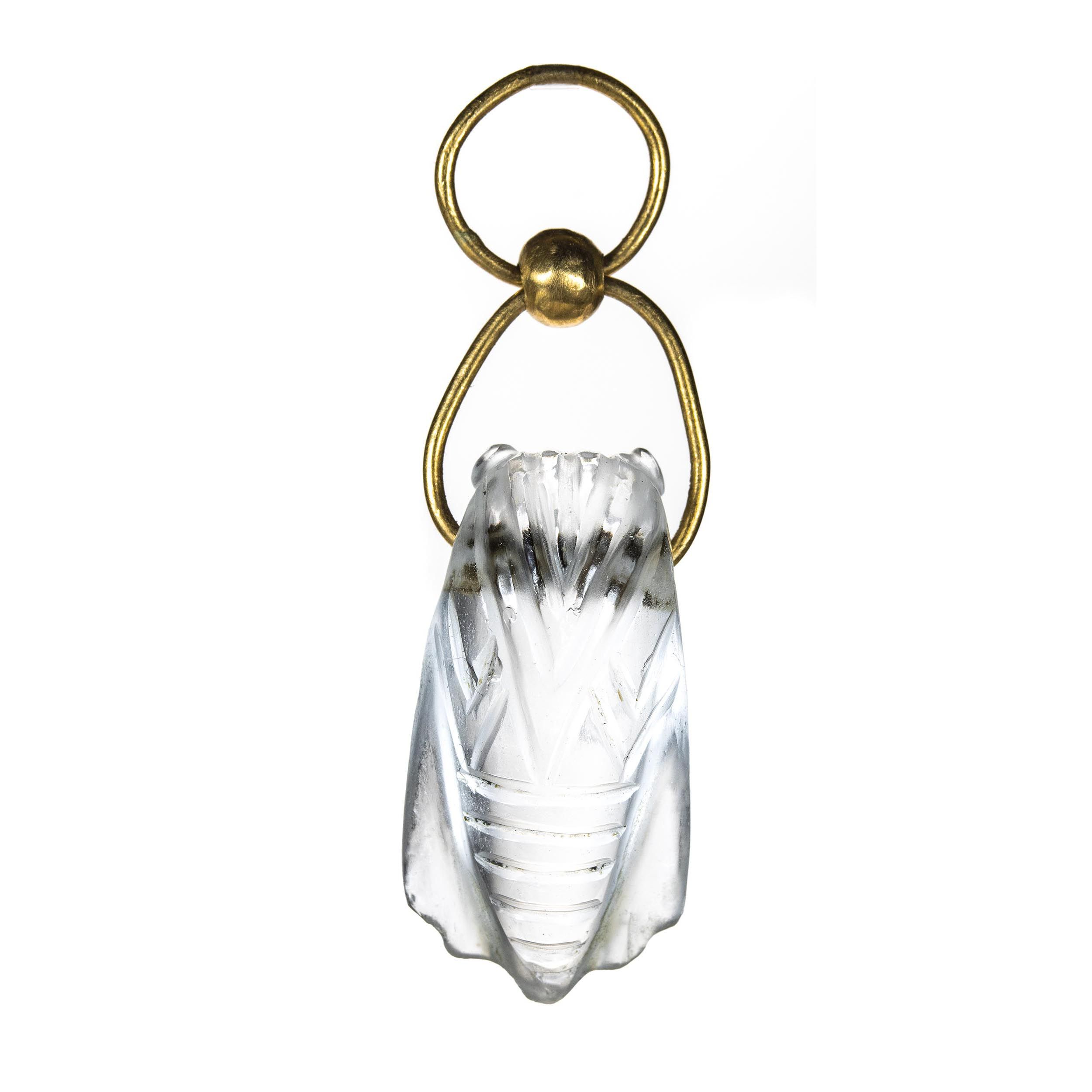 AMULETTE EN FORME DE CIGALE