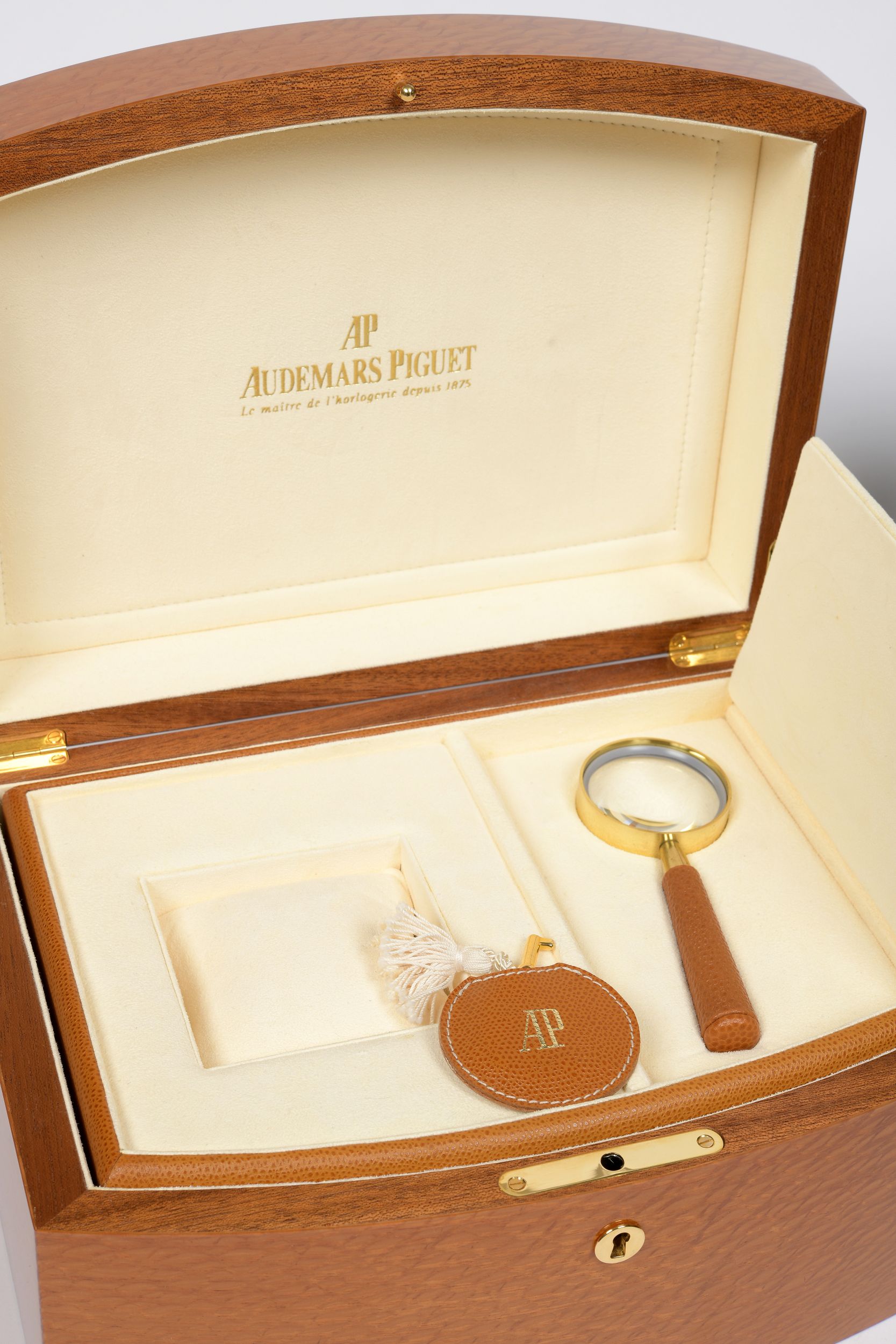 AUDEMARS PIGUET:  | H&ocirc;tel Des Ventes de Monte-Carlo