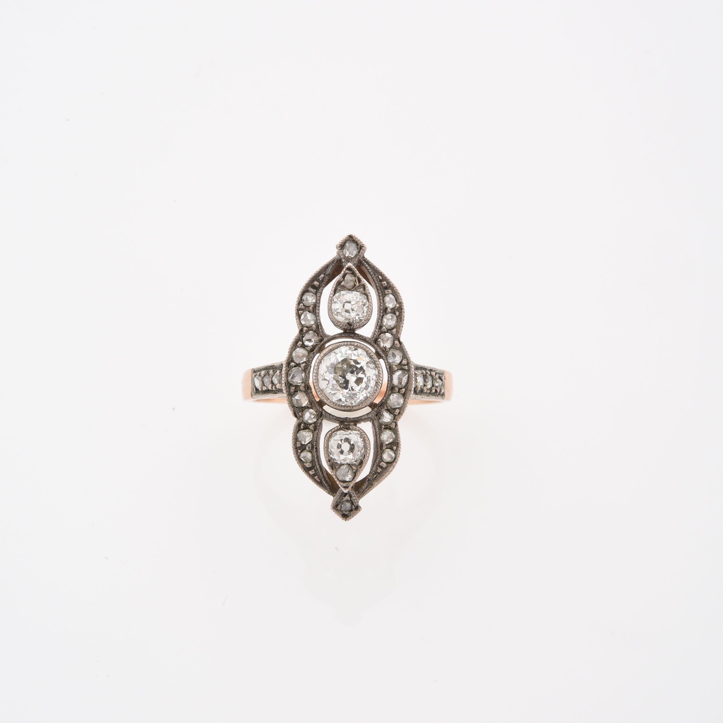 BAGUE COURONNE:  | H&ocirc;tel Des Ventes de Monte-Carlo