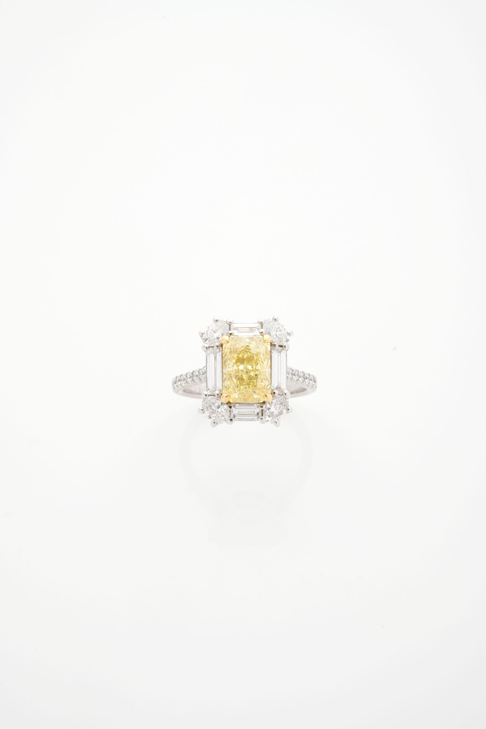 PENDENTIF:  | H&ocirc;tel Des Ventes de Monte-Carlo