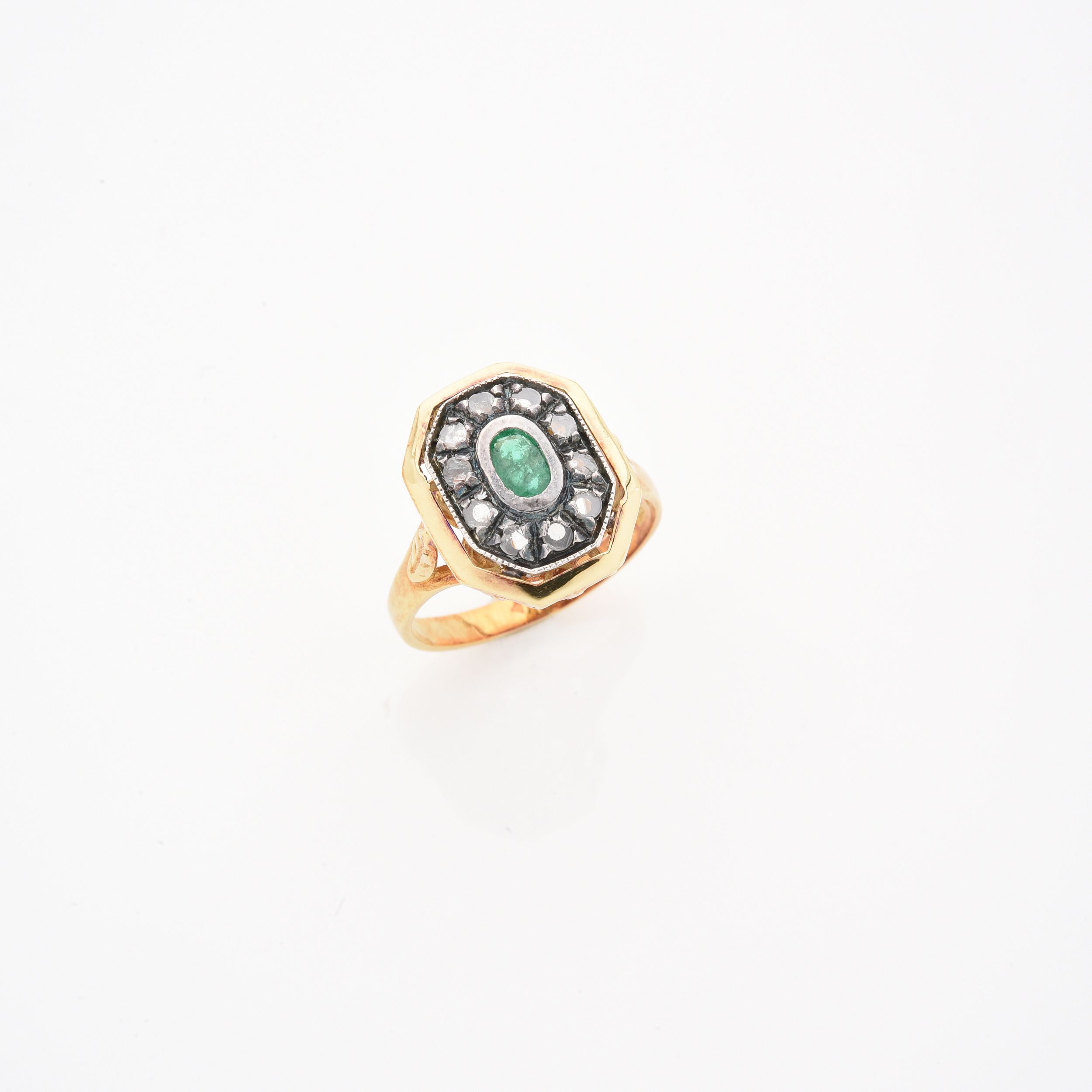 BAGUE BOMBEE:  | H&ocirc;tel Des Ventes de Monte-Carlo