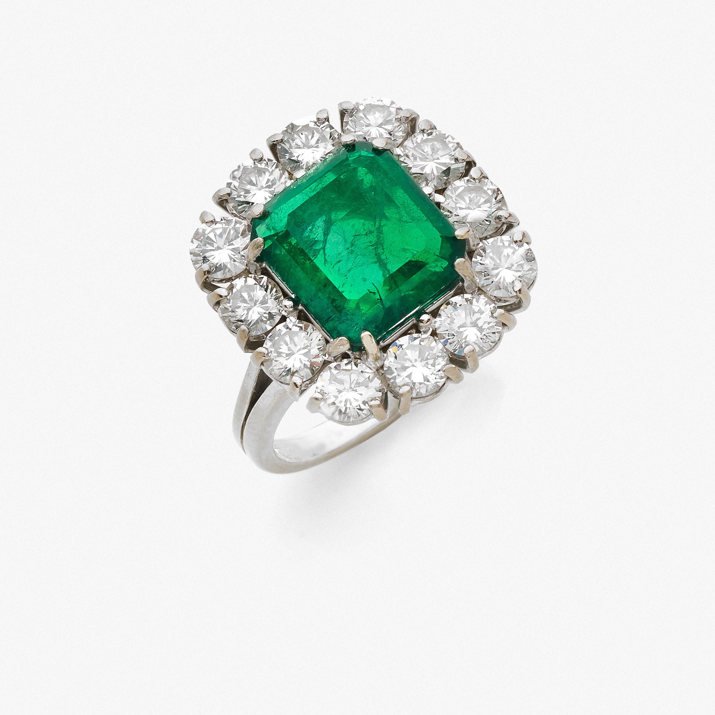 BAGUE BOMBEE:  | H&ocirc;tel Des Ventes de Monte-Carlo