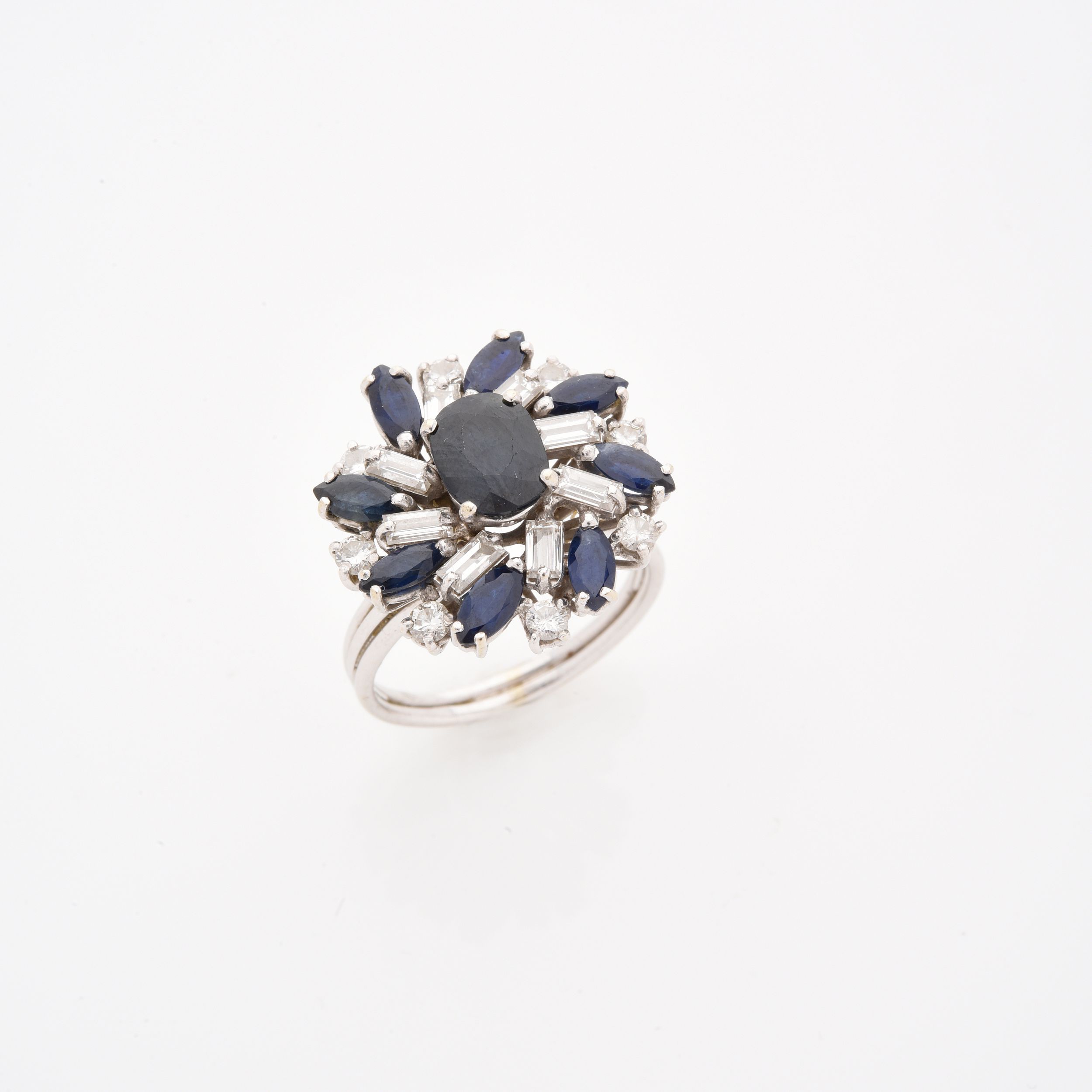 BAGUE BOMBEE:  | H&ocirc;tel Des Ventes de Monte-Carlo
