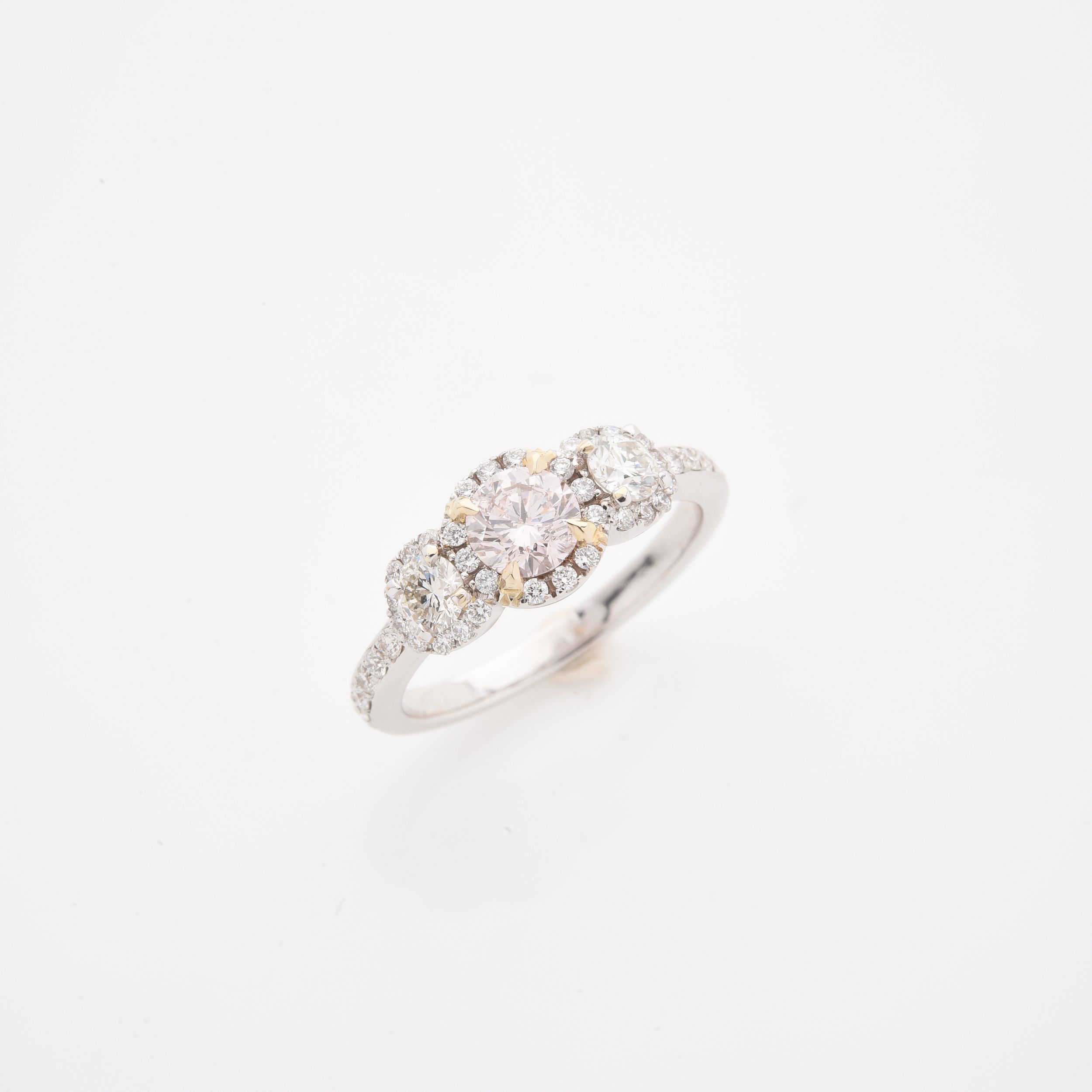 TANZANITE SOUS SCELLE:  | H&ocirc;tel Des Ventes de Monte-Carlo