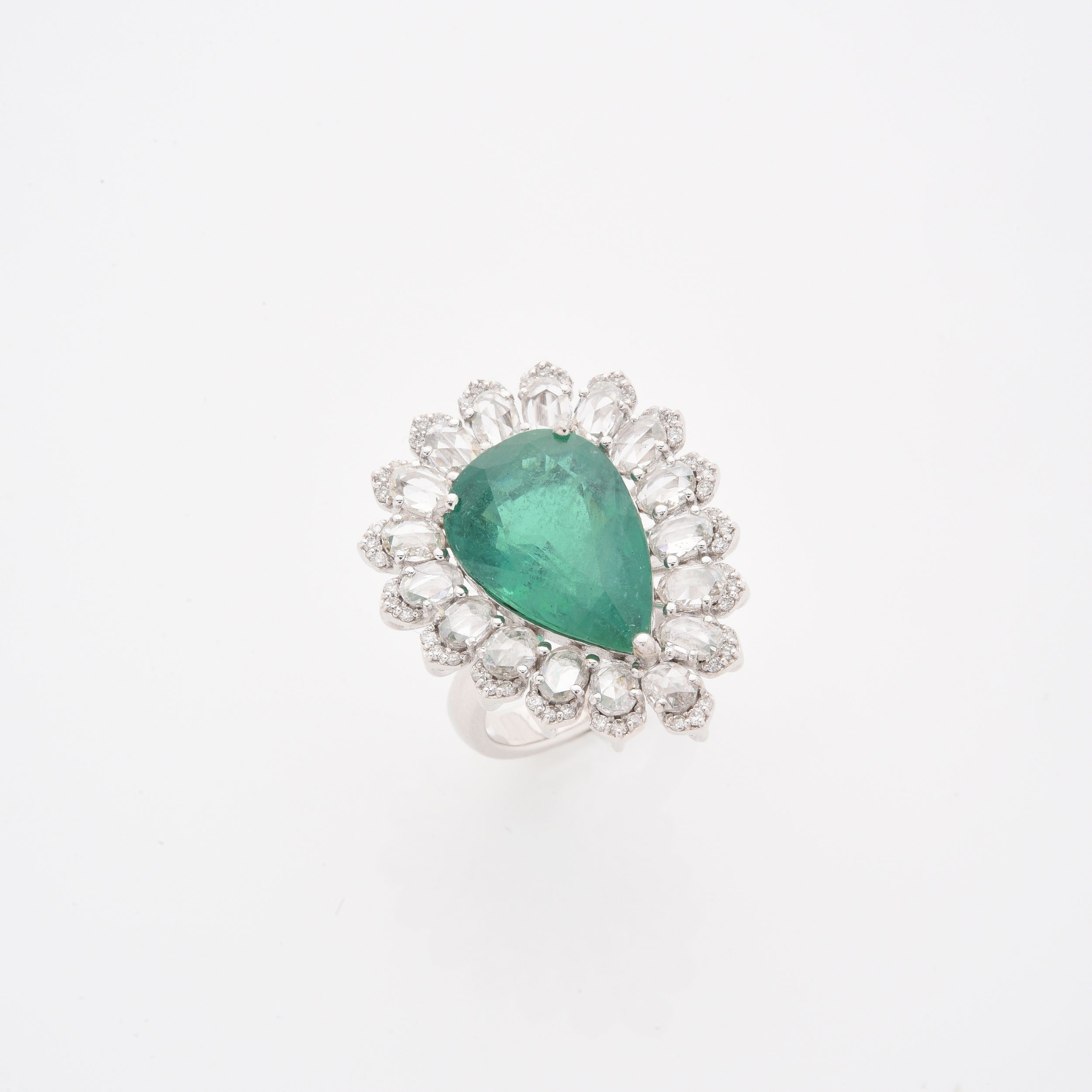 TANZANITE SOUS SCELLE:  | H&ocirc;tel Des Ventes de Monte-Carlo