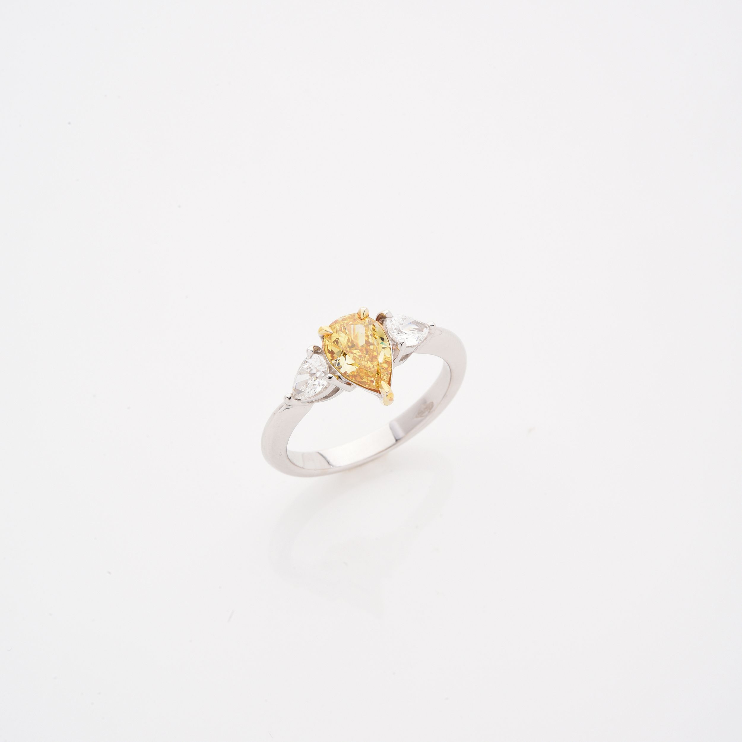 TANZANITE SOUS SCELLE:  | H&ocirc;tel Des Ventes de Monte-Carlo