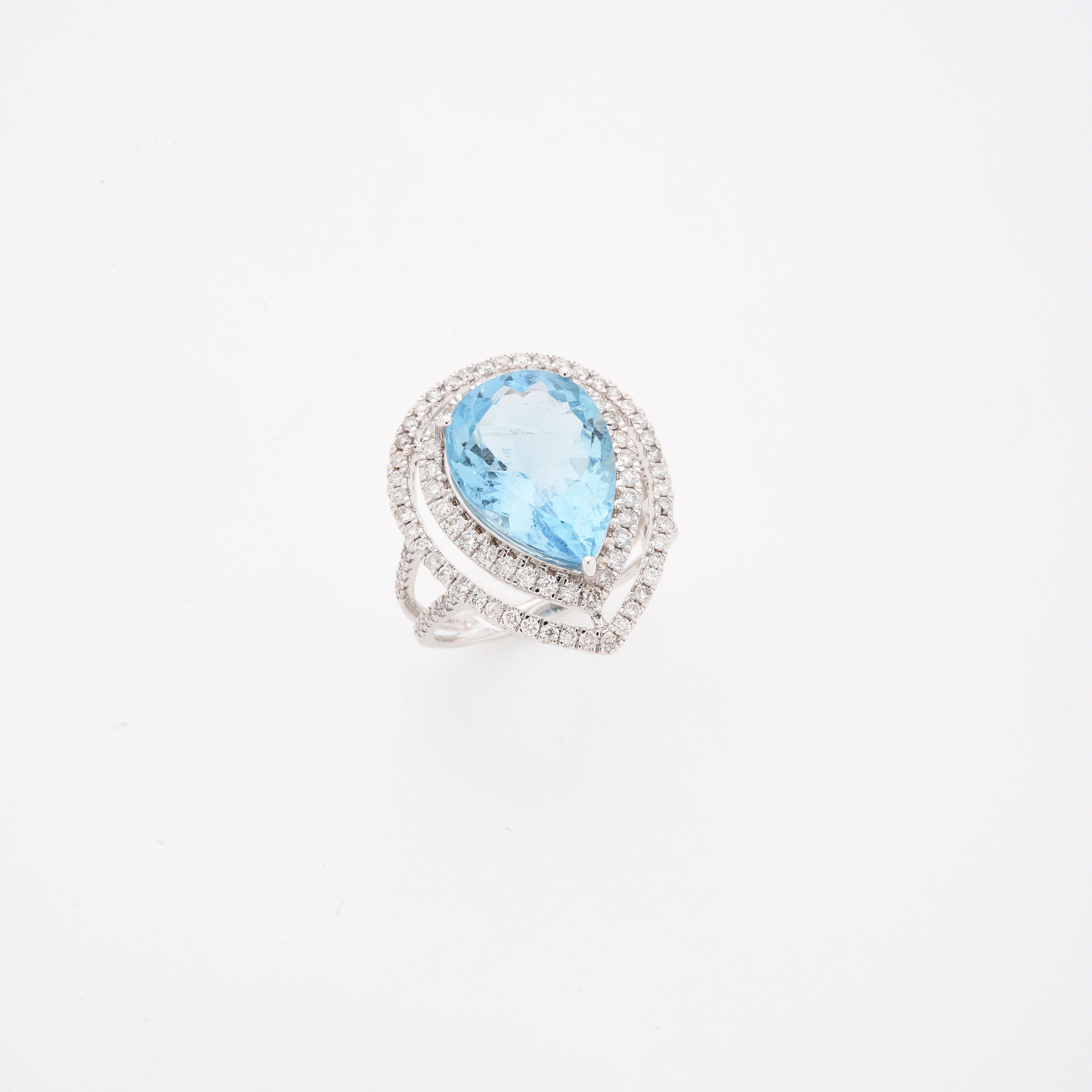 TANZANITE SOUS SCELLE:  | H&ocirc;tel Des Ventes de Monte-Carlo