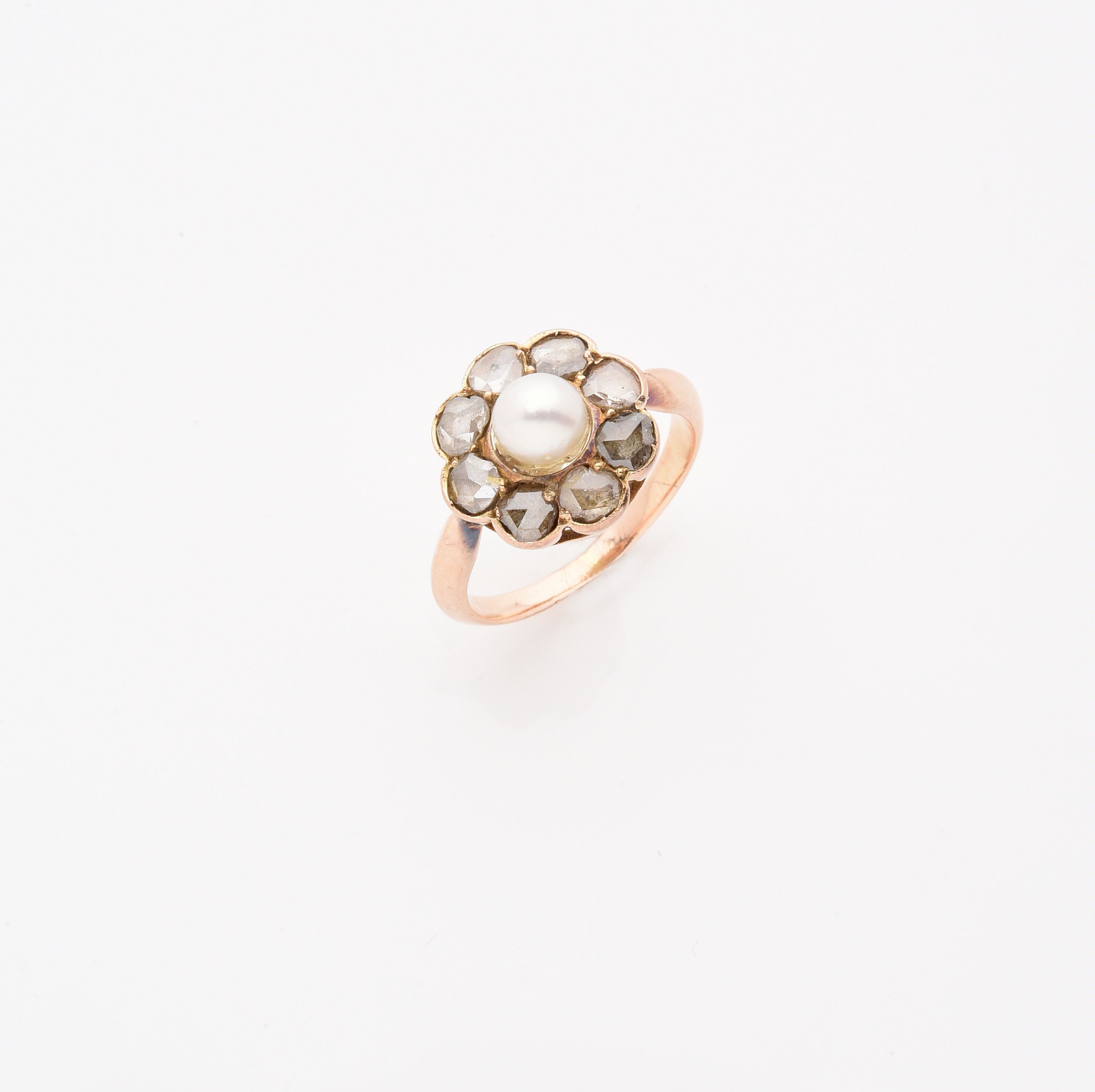 BROCHE CORBEILLE:  | H&ocirc;tel Des Ventes de Monte-Carlo