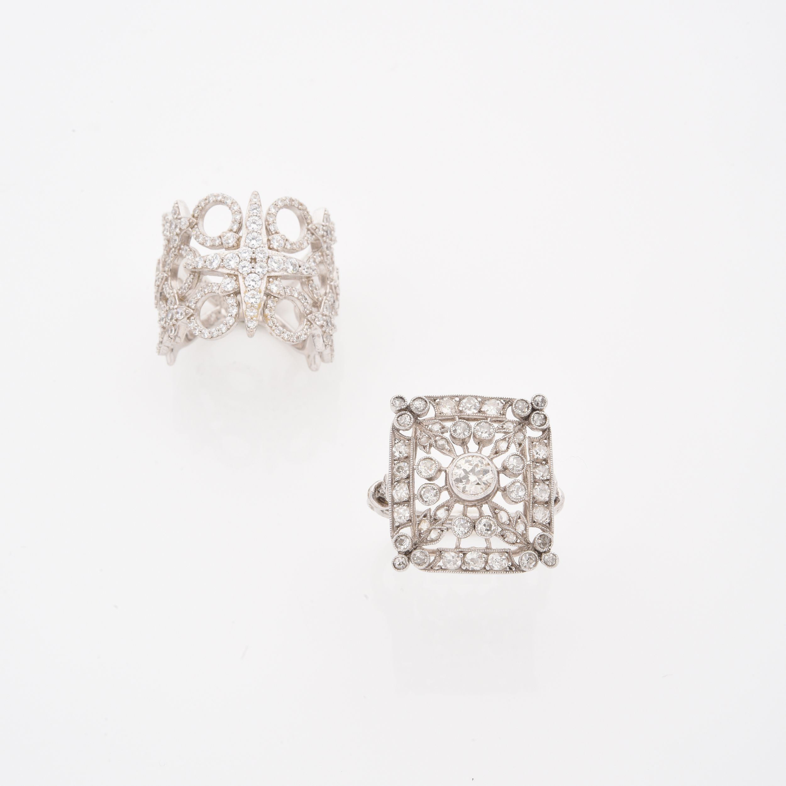 BROCHE CORBEILLE:  | H&ocirc;tel Des Ventes de Monte-Carlo