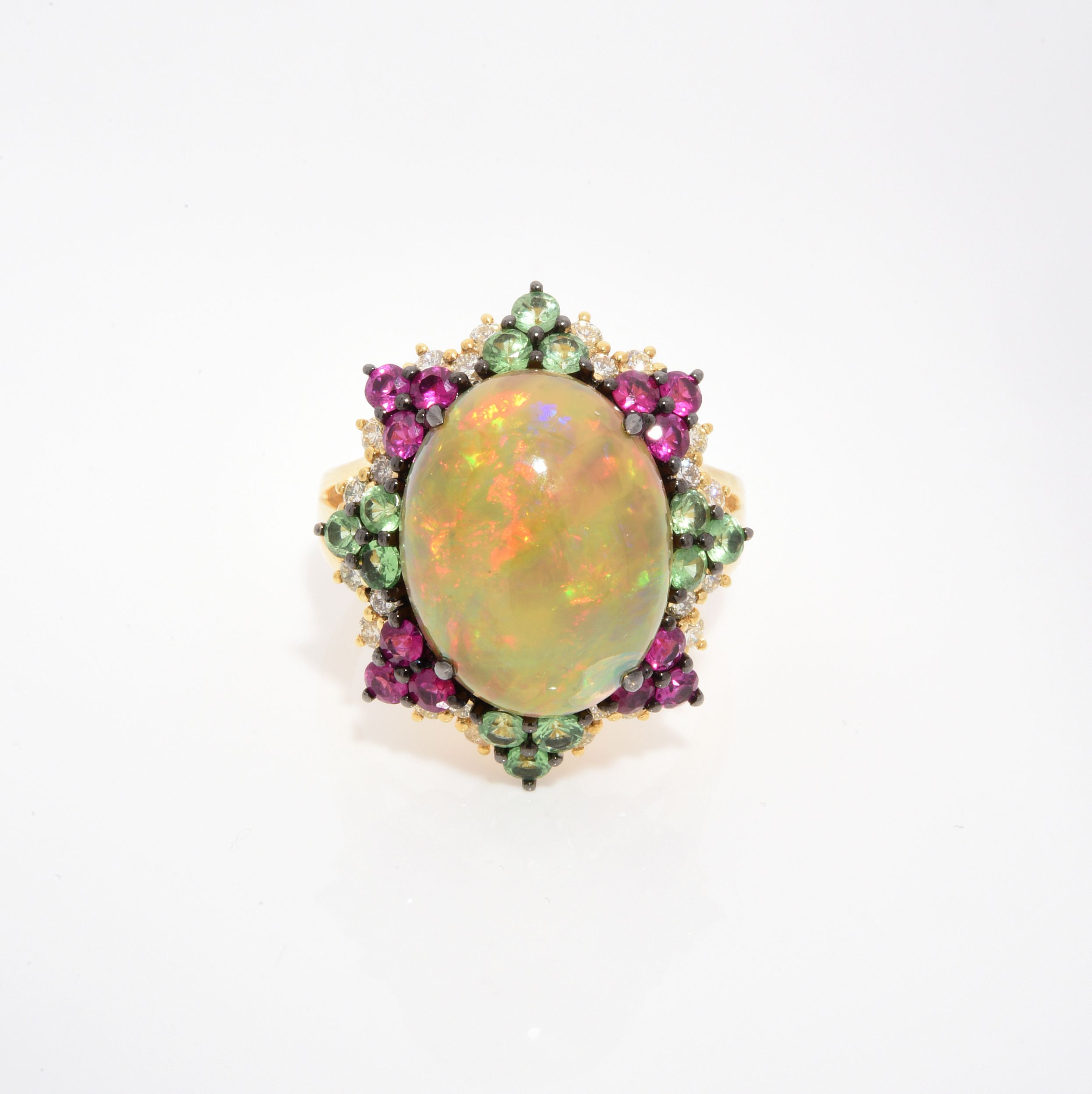 BROCHE CORBEILLE:  | H&ocirc;tel Des Ventes de Monte-Carlo
