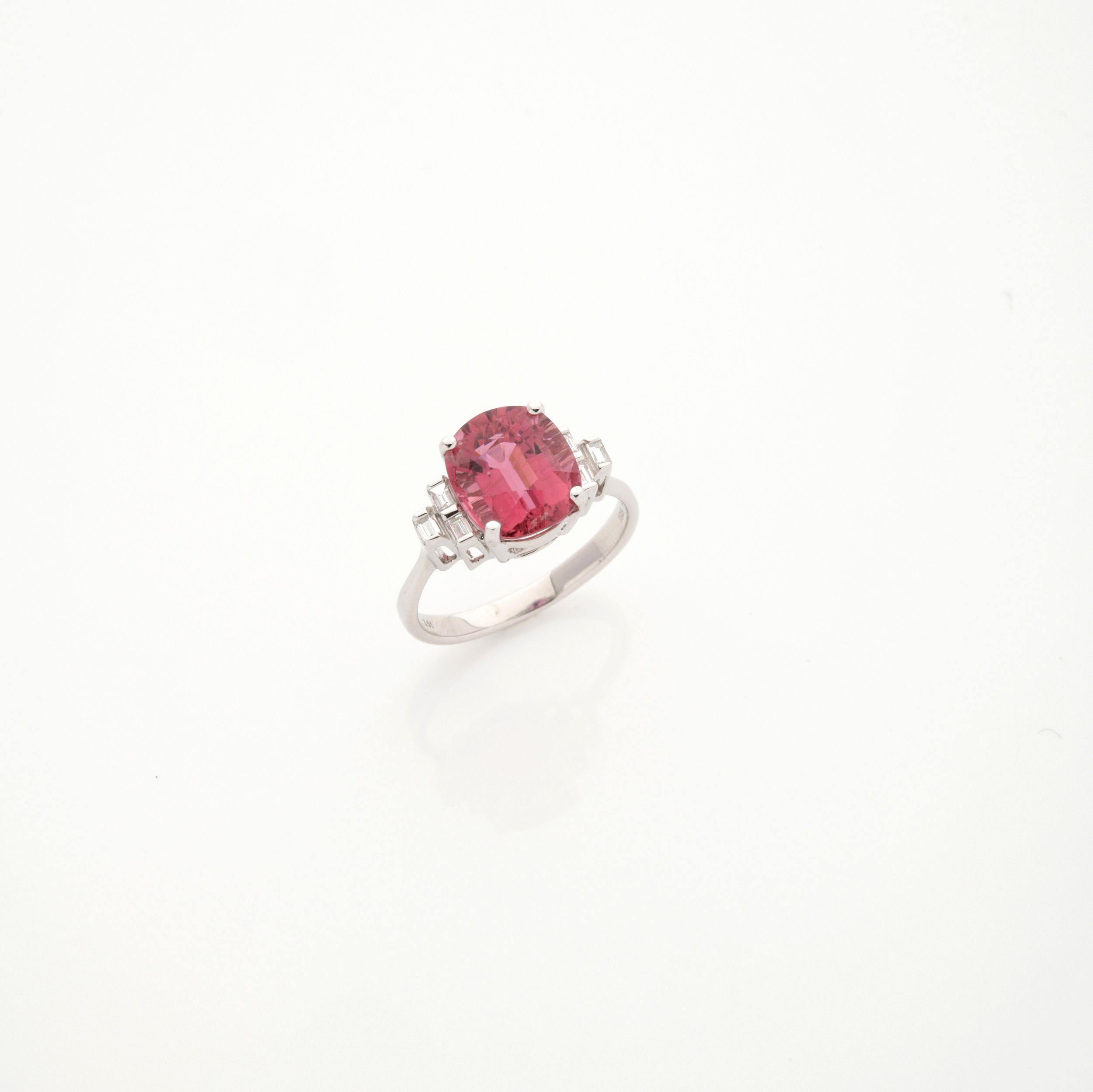 BAGUE COURONNE:  | H&ocirc;tel Des Ventes de Monte-Carlo
