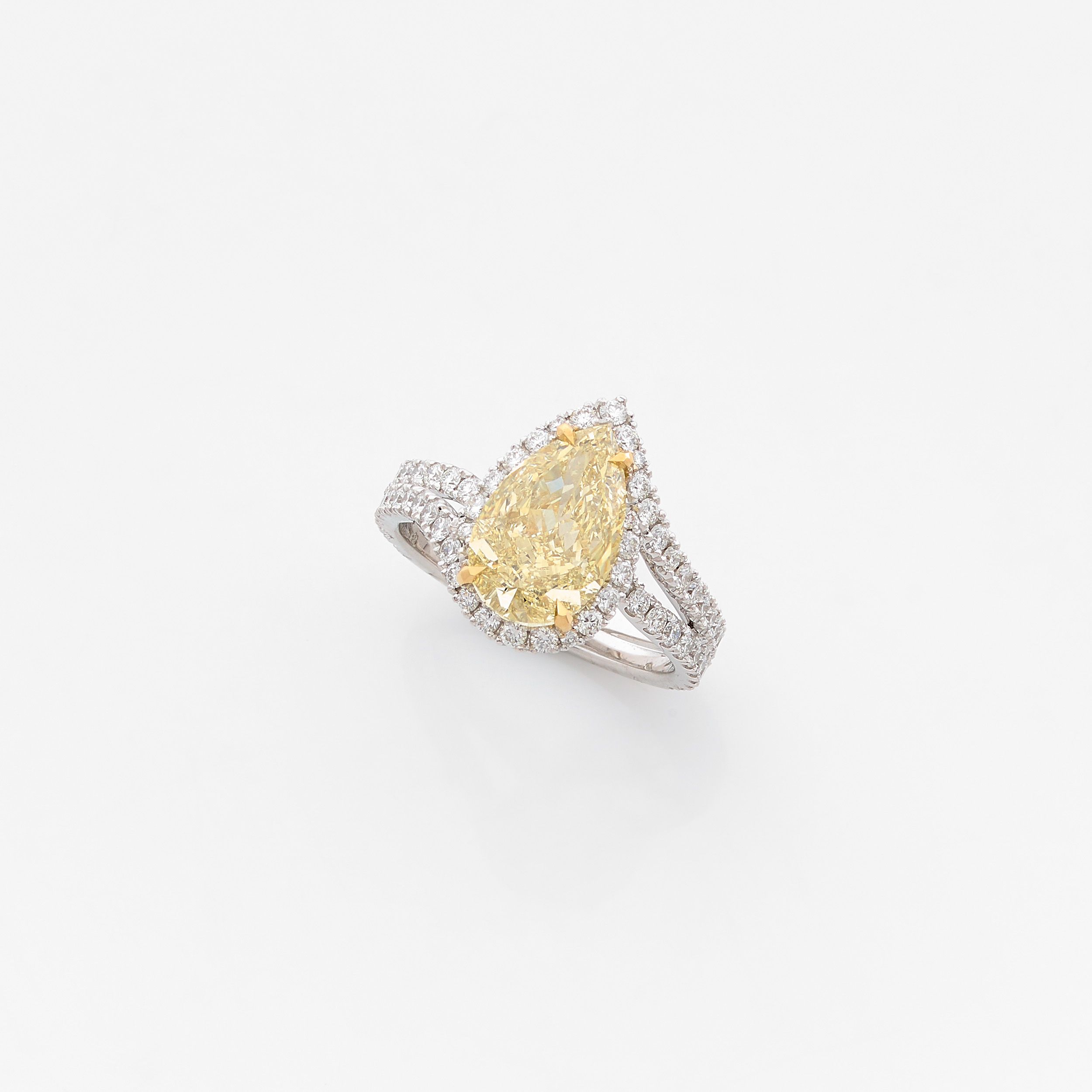 BAGUE COURONNE:  | H&ocirc;tel Des Ventes de Monte-Carlo