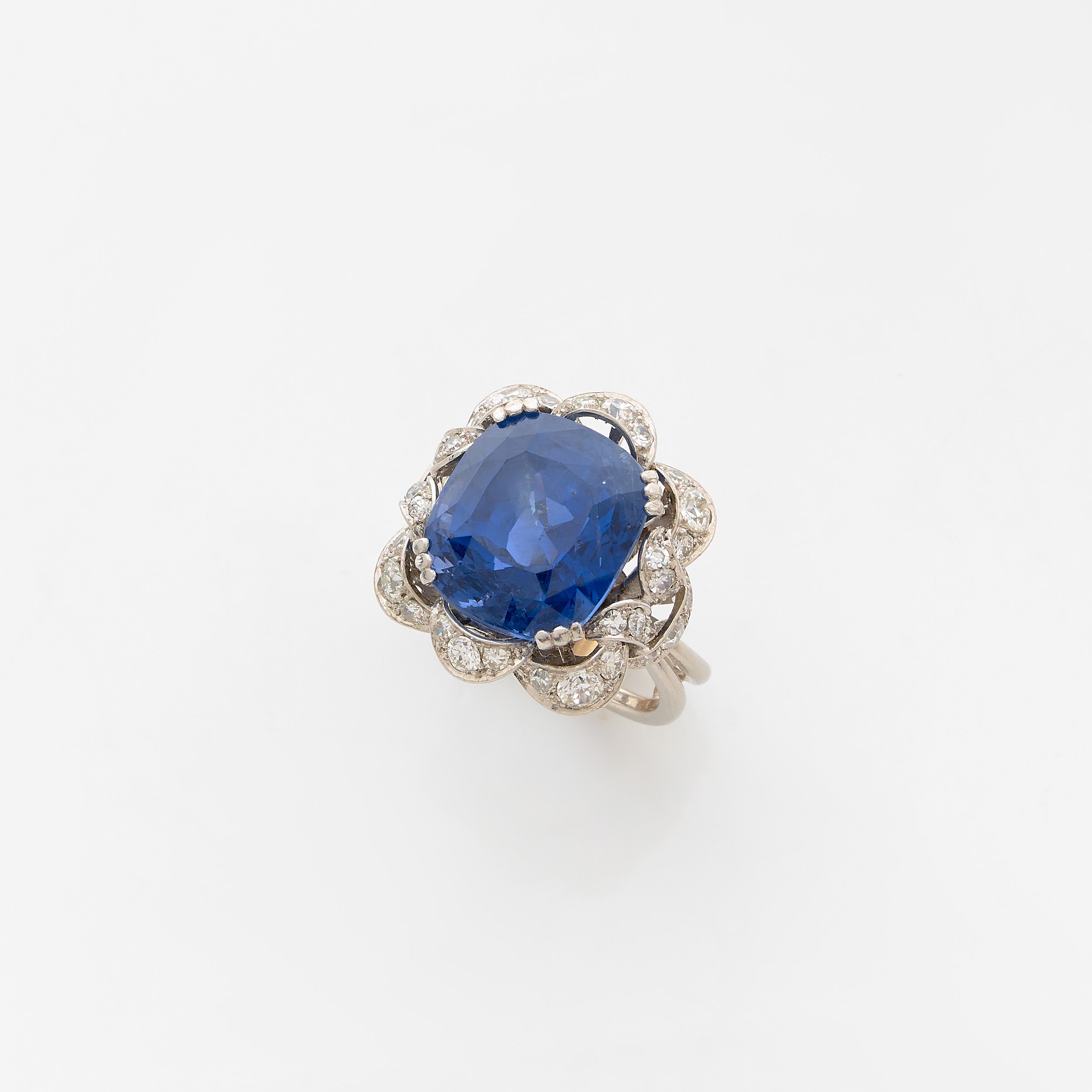 JOLIE BAGUE FLEUR :  | H&ocirc;tel Des Ventes de Monte-Carlo