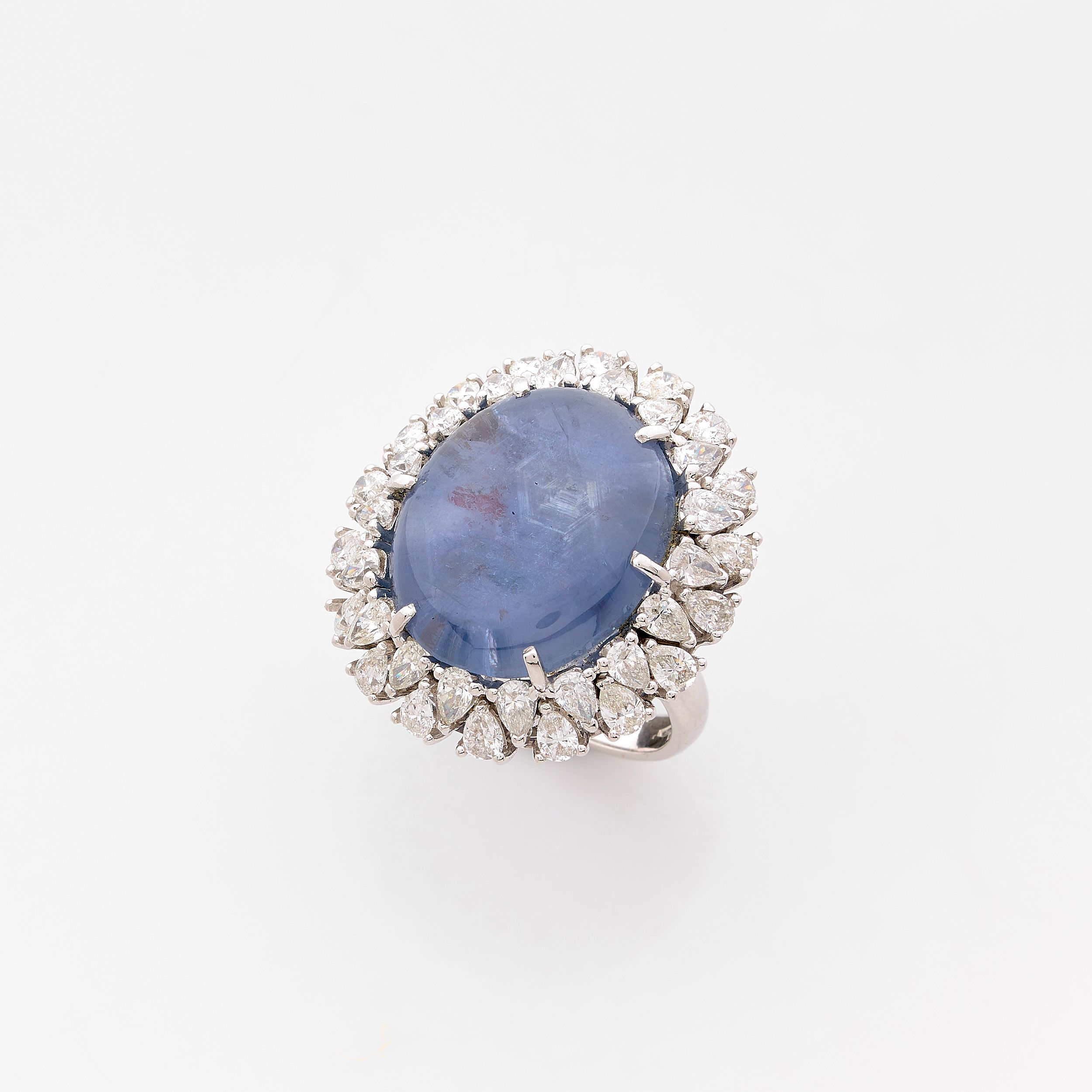 JOLIE BAGUE FLEUR :  | H&ocirc;tel Des Ventes de Monte-Carlo