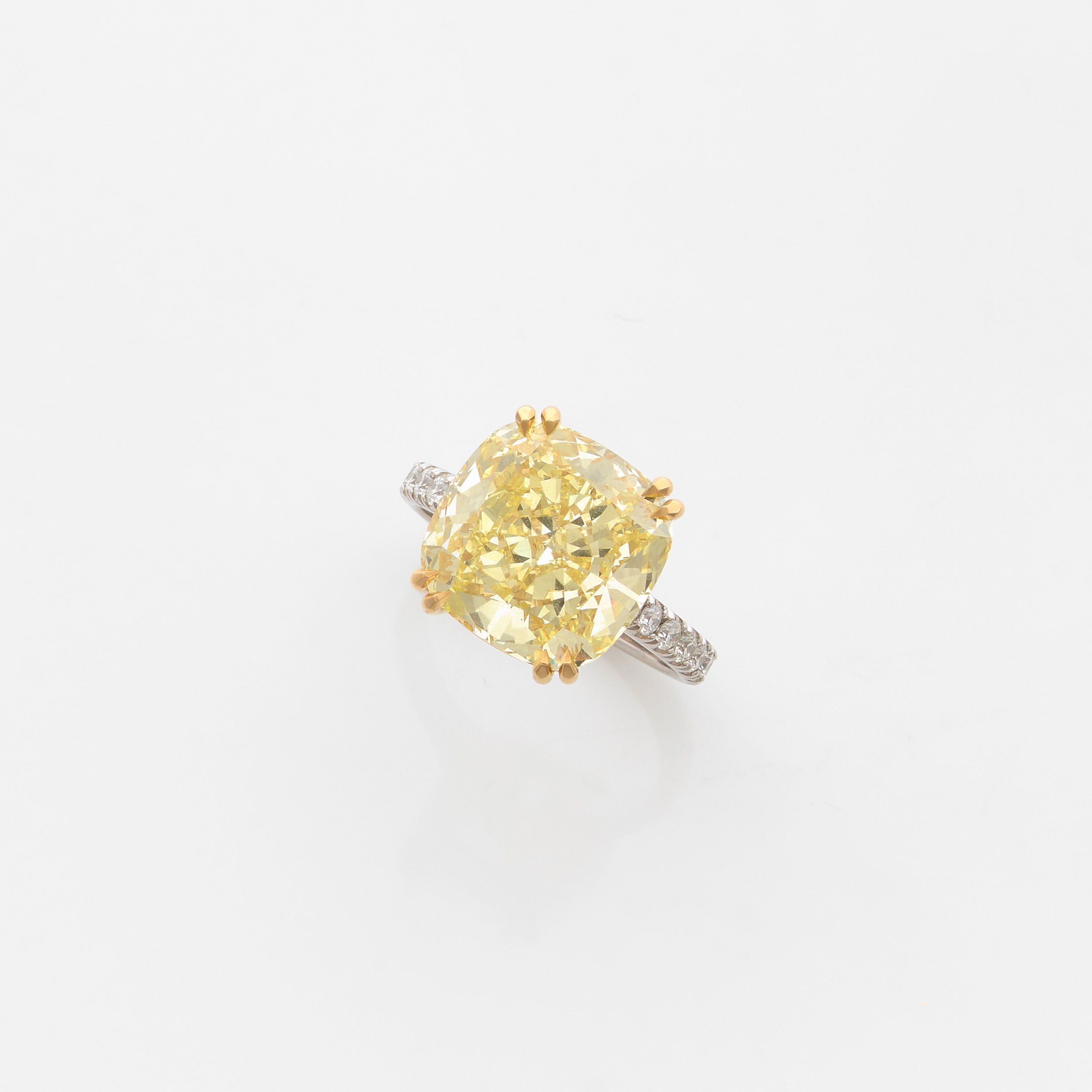 JOLIE BAGUE FLEUR :  | H&ocirc;tel Des Ventes de Monte-Carlo