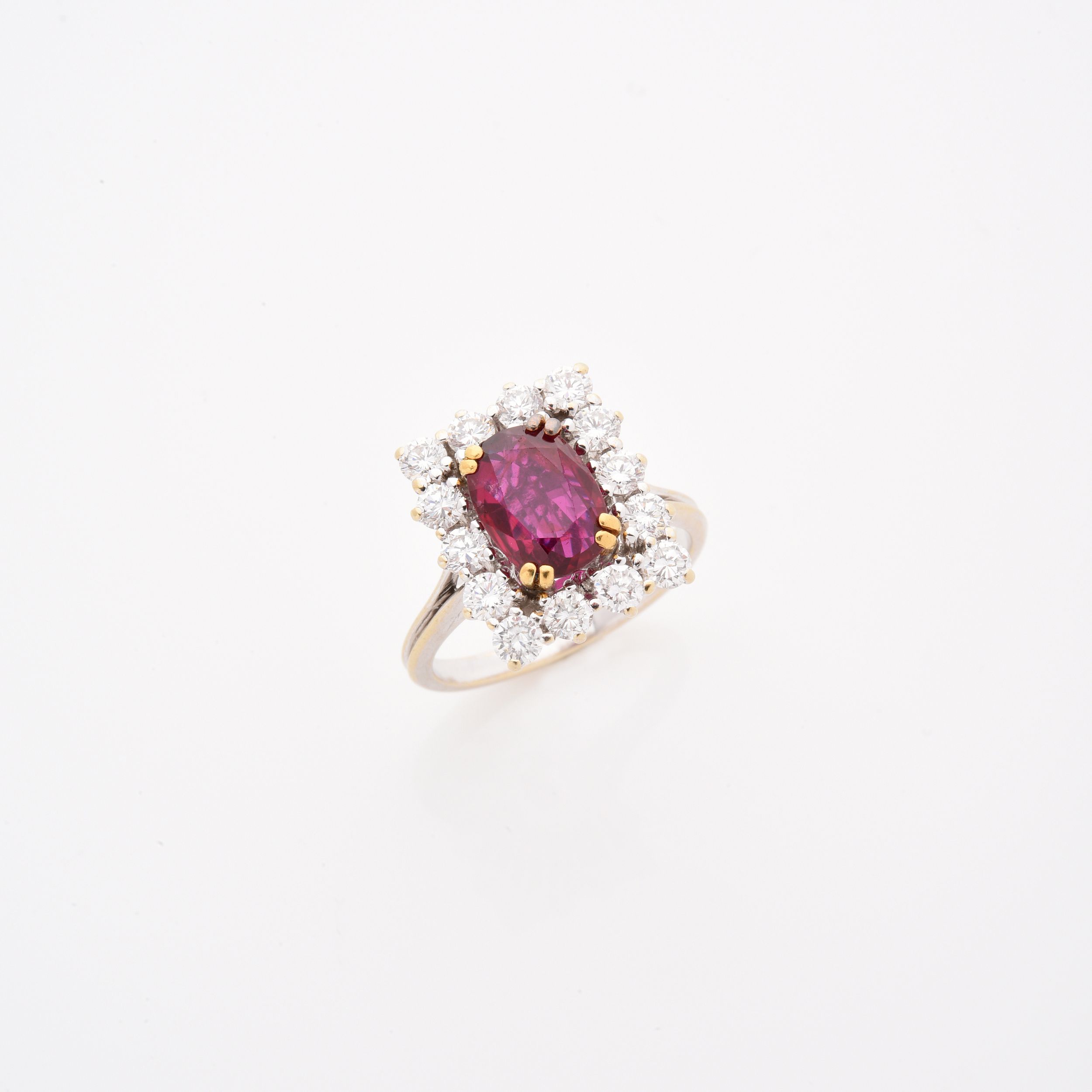 BAGUE COURONNE:  | H&ocirc;tel Des Ventes de Monte-Carlo