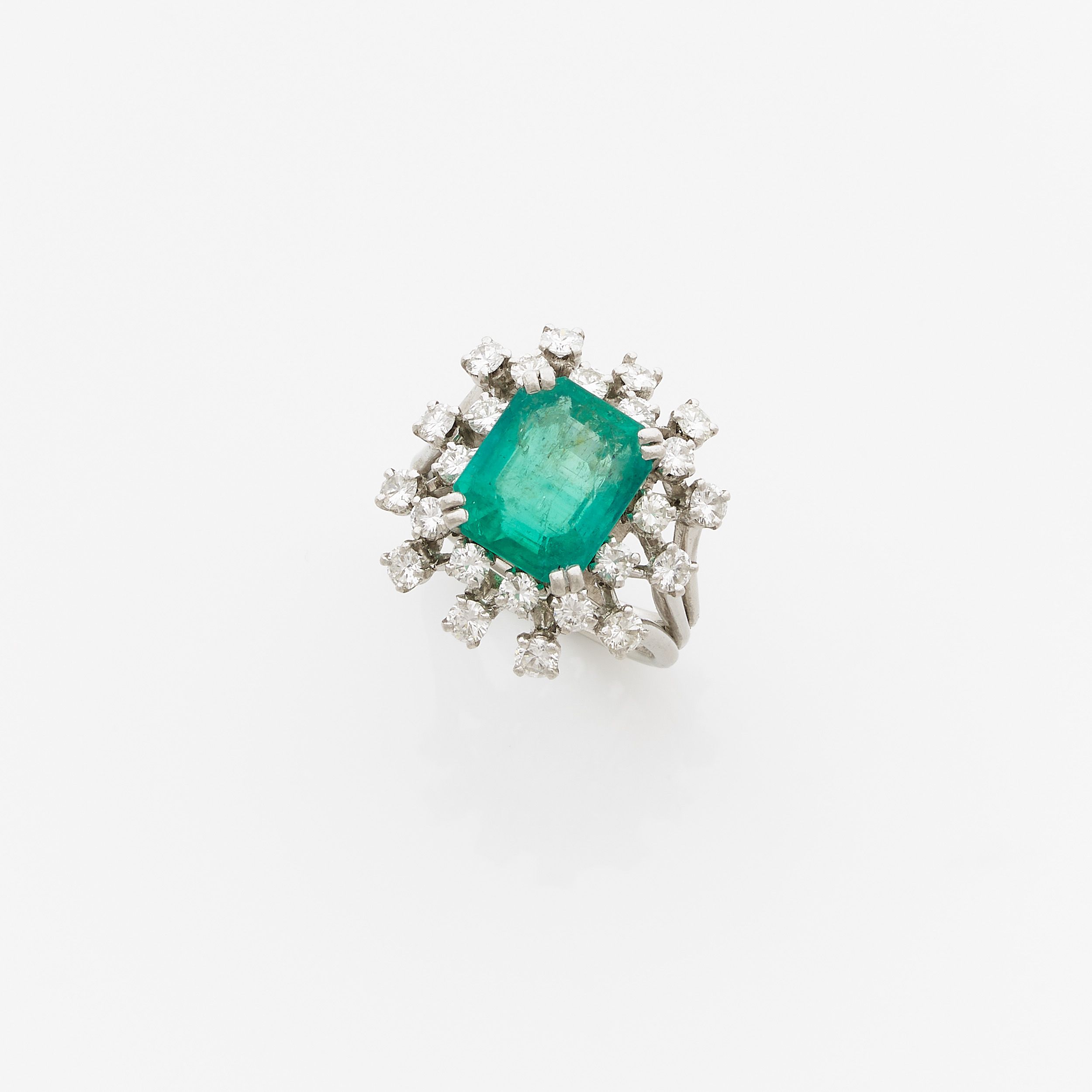 BROCHE:  | H&ocirc;tel Des Ventes de Monte-Carlo