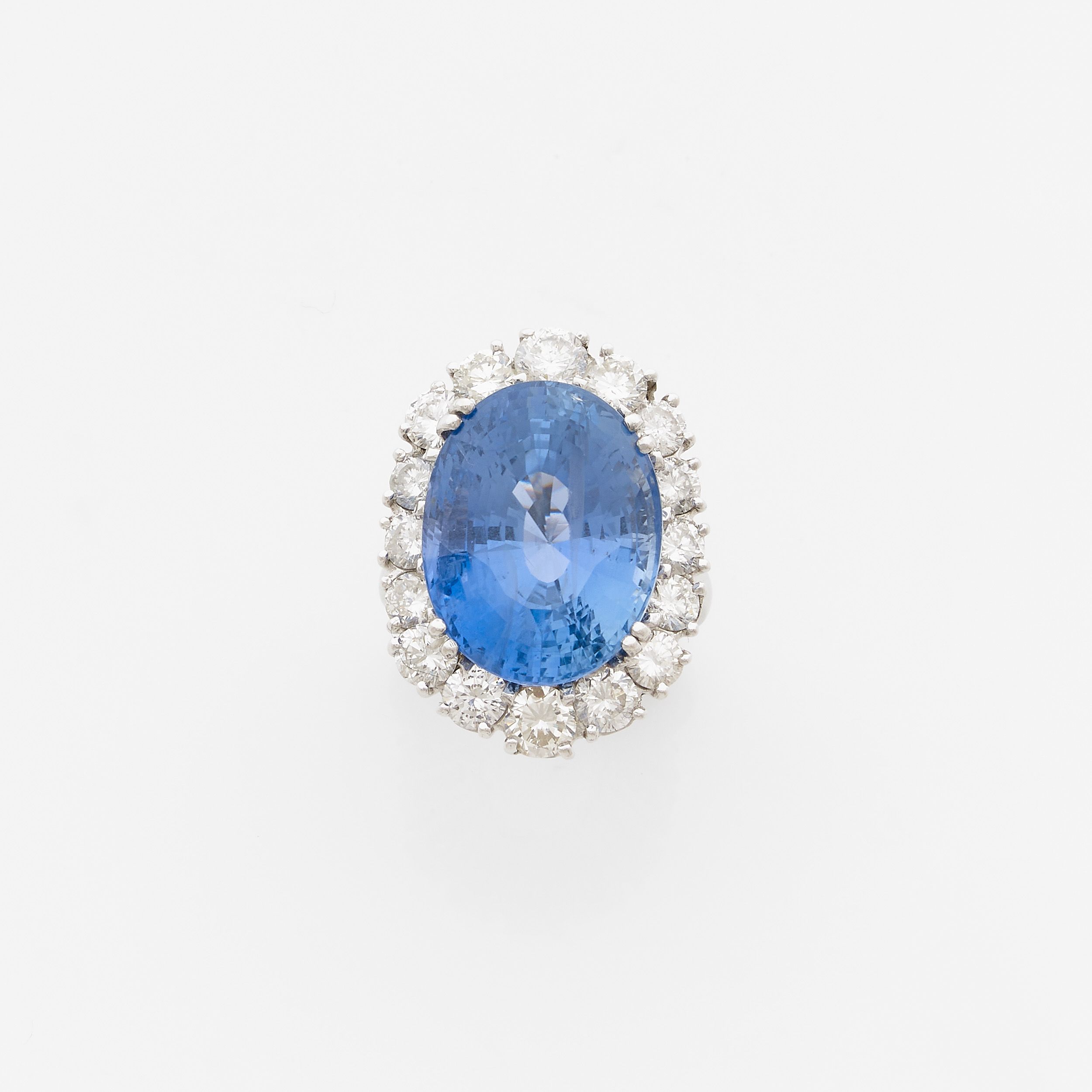 BROCHE:  | H&ocirc;tel Des Ventes de Monte-Carlo