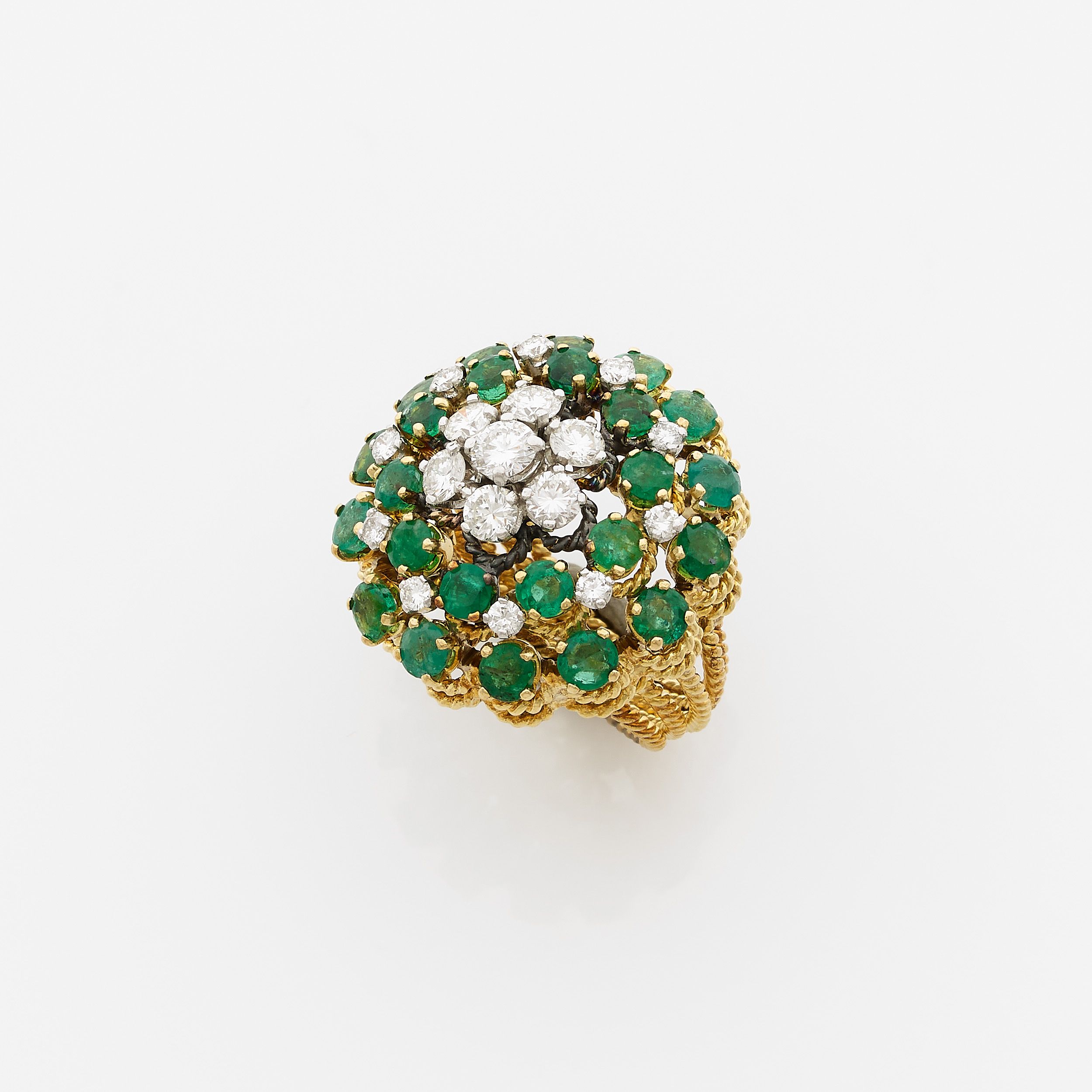 BROCHE RONDE:  | H&ocirc;tel Des Ventes de Monte-Carlo