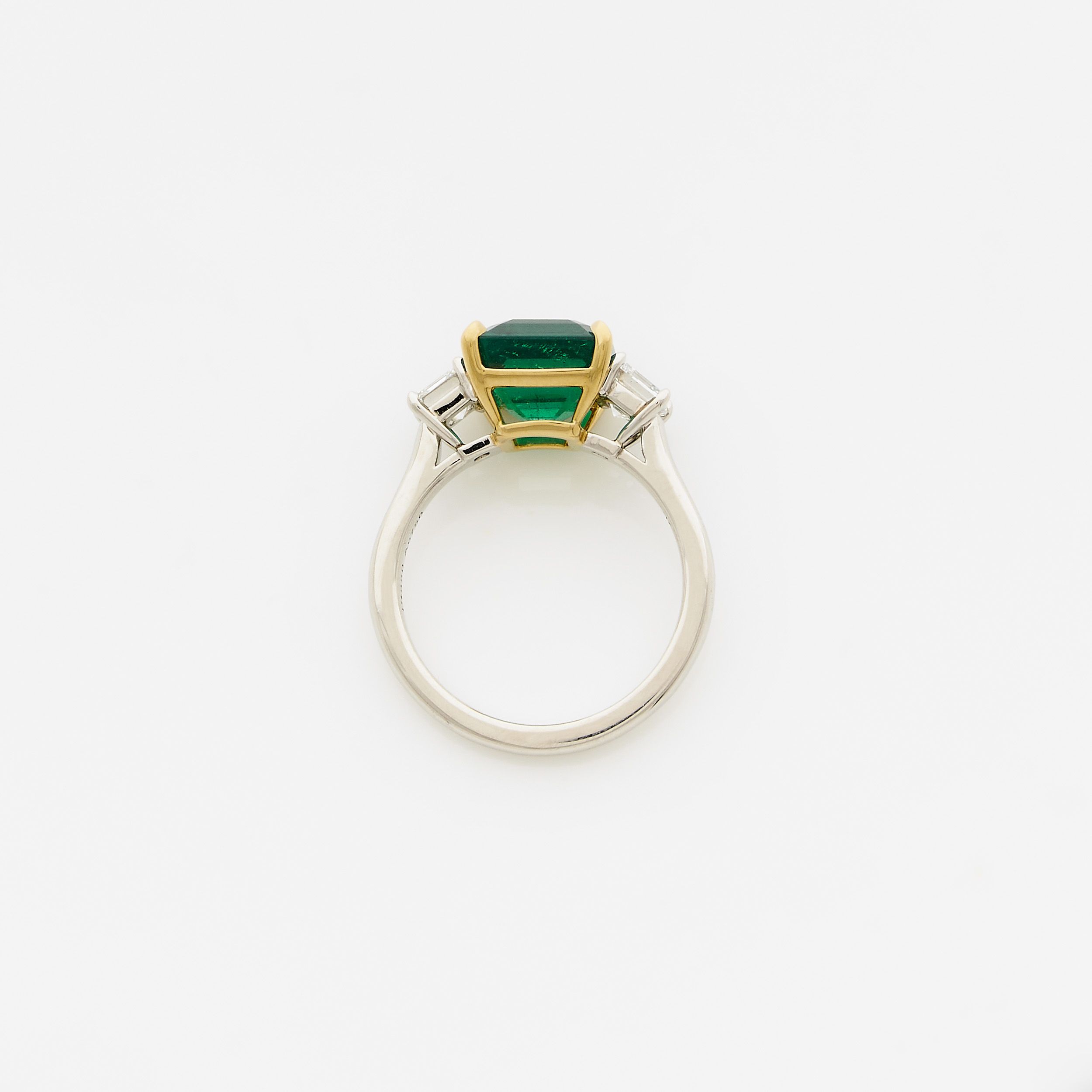BROCHE RONDE:  | H&ocirc;tel Des Ventes de Monte-Carlo
