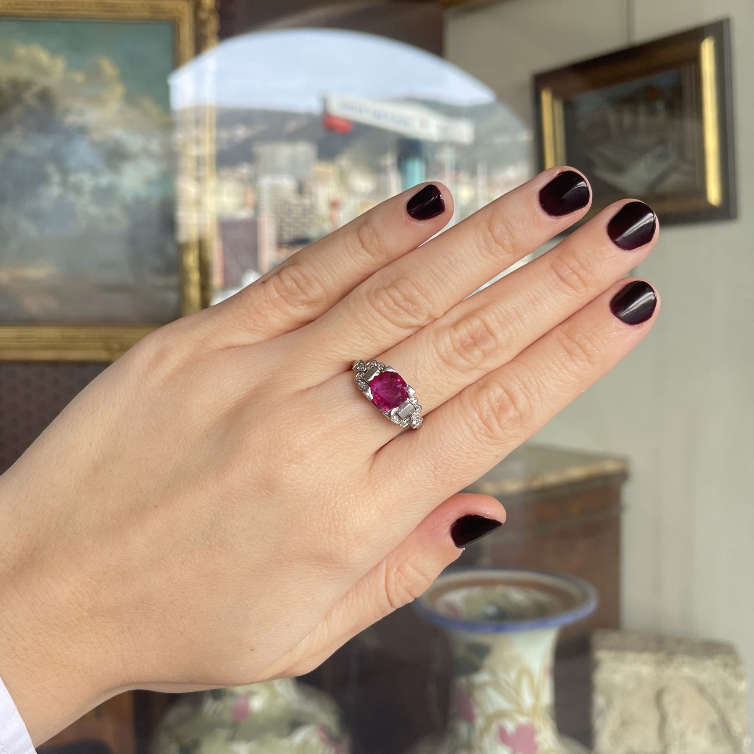 BAGUE ART DECO:  | H&ocirc;tel Des Ventes de Monte-Carlo