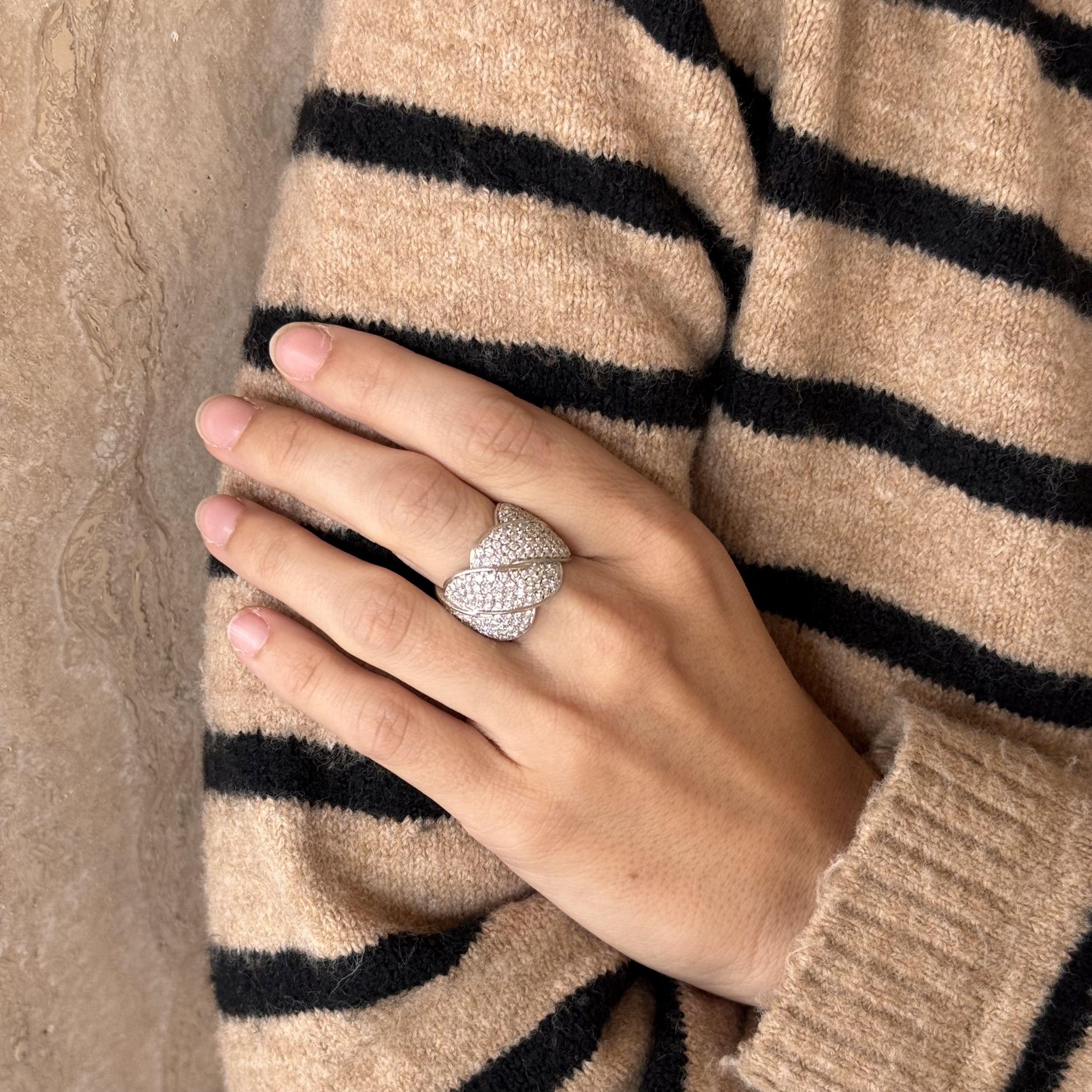 BAGUE BANDEAU:  | H&ocirc;tel Des Ventes de Monte-Carlo