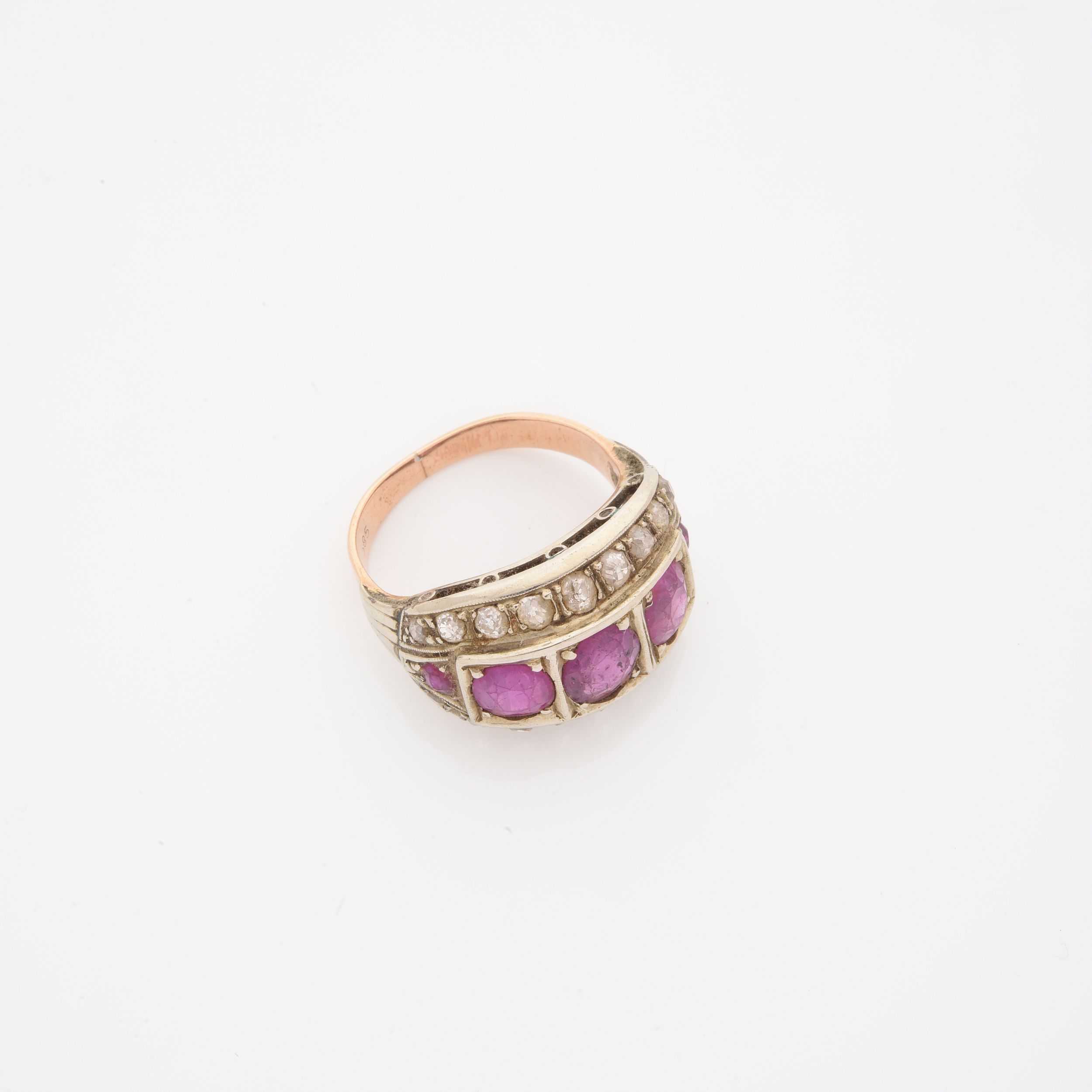 BAGUE BOMBEE:  | H&ocirc;tel Des Ventes de Monte-Carlo