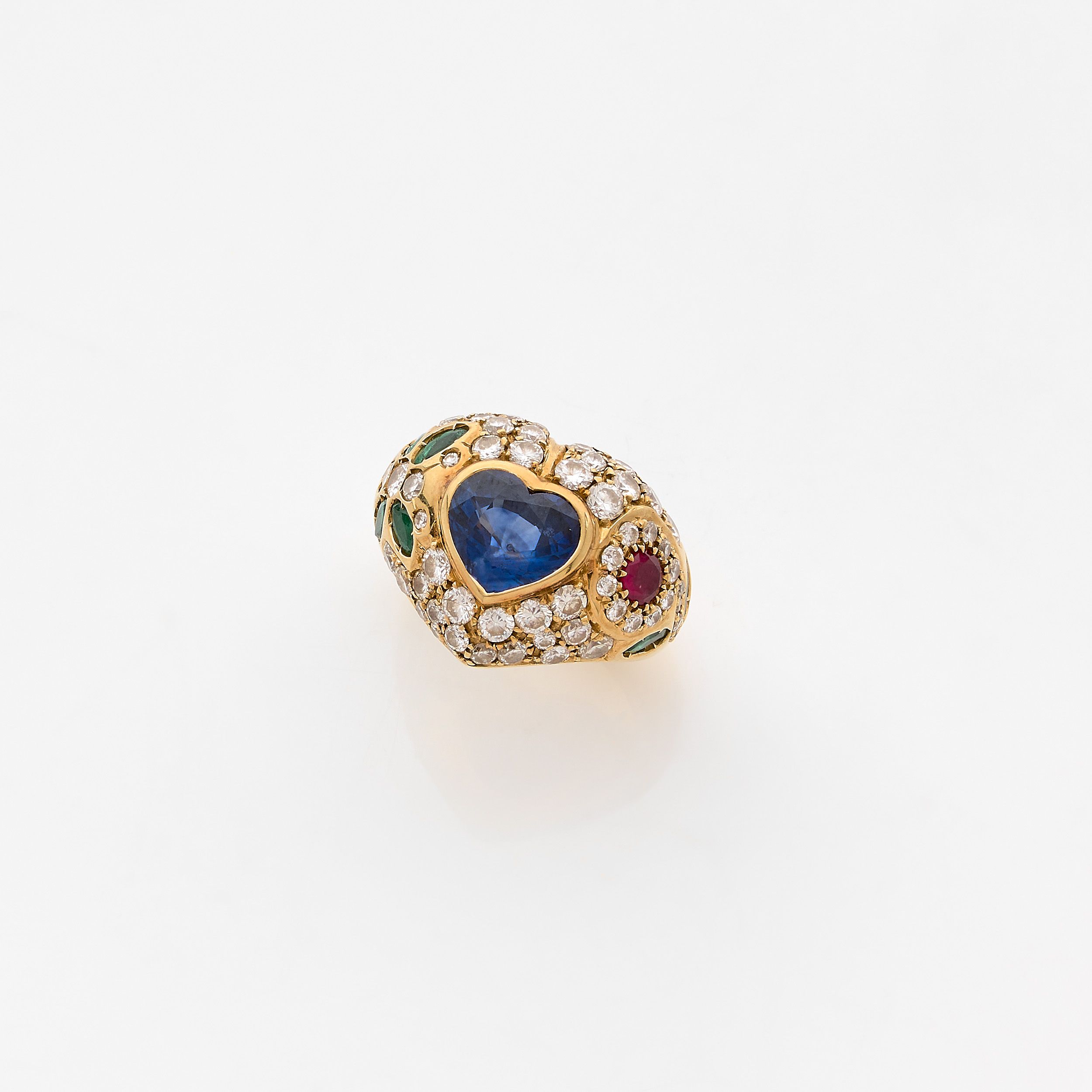 IMPORTANTE BAGUE CHEVALIERE:  | H&ocirc;tel Des Ventes de Monte-Carlo