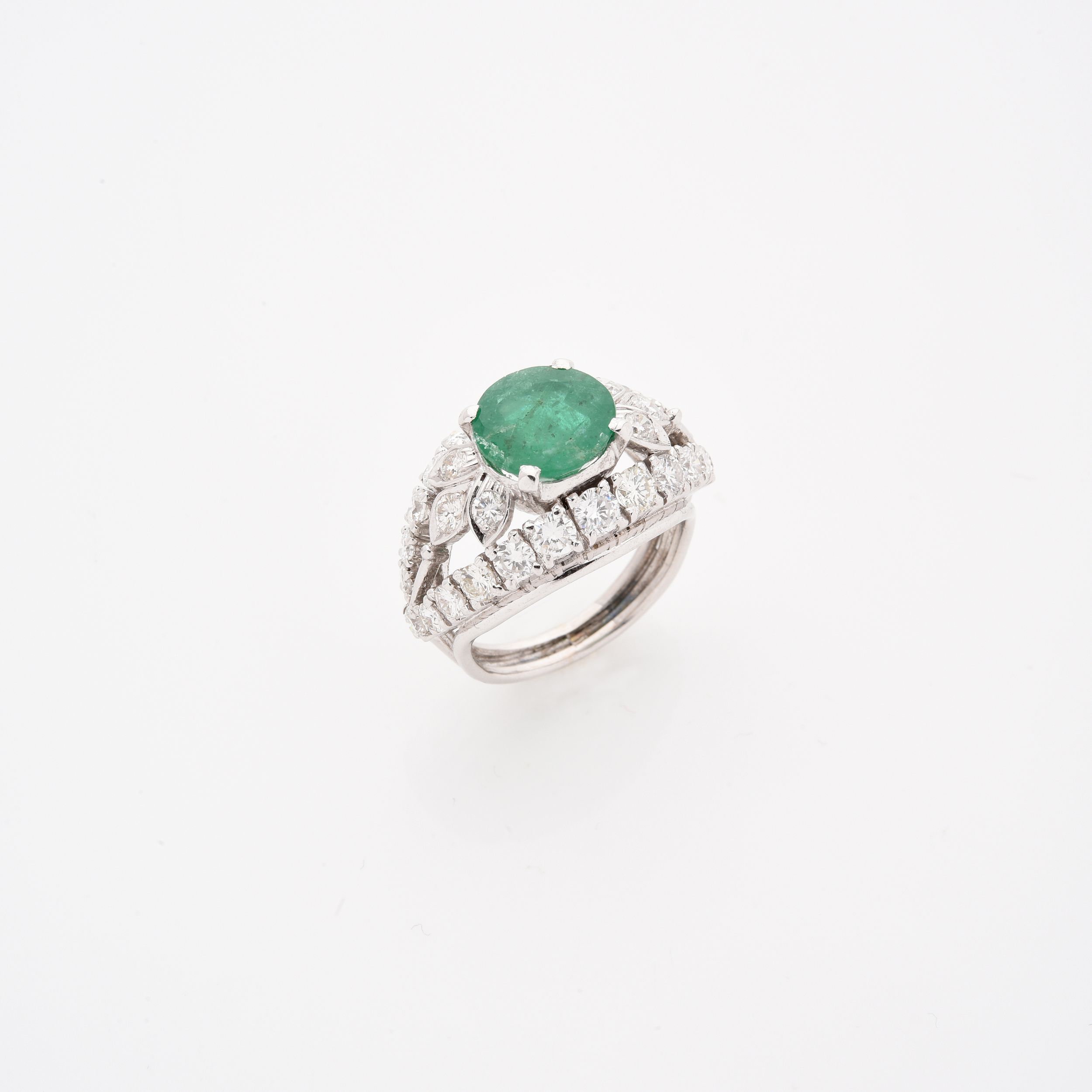 BAGUE COURONNE:  | H&ocirc;tel Des Ventes de Monte-Carlo
