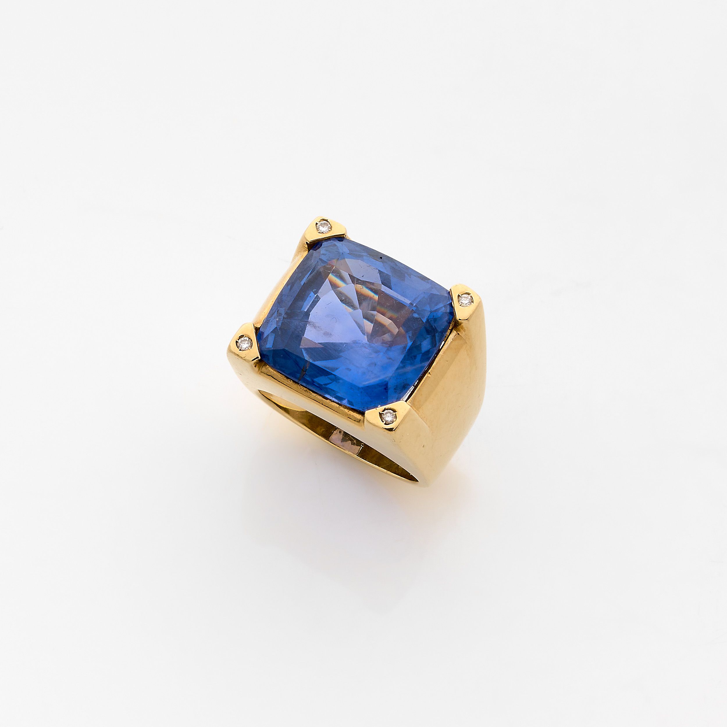 JOLIE BAGUE FLEUR :  | H&ocirc;tel Des Ventes de Monte-Carlo