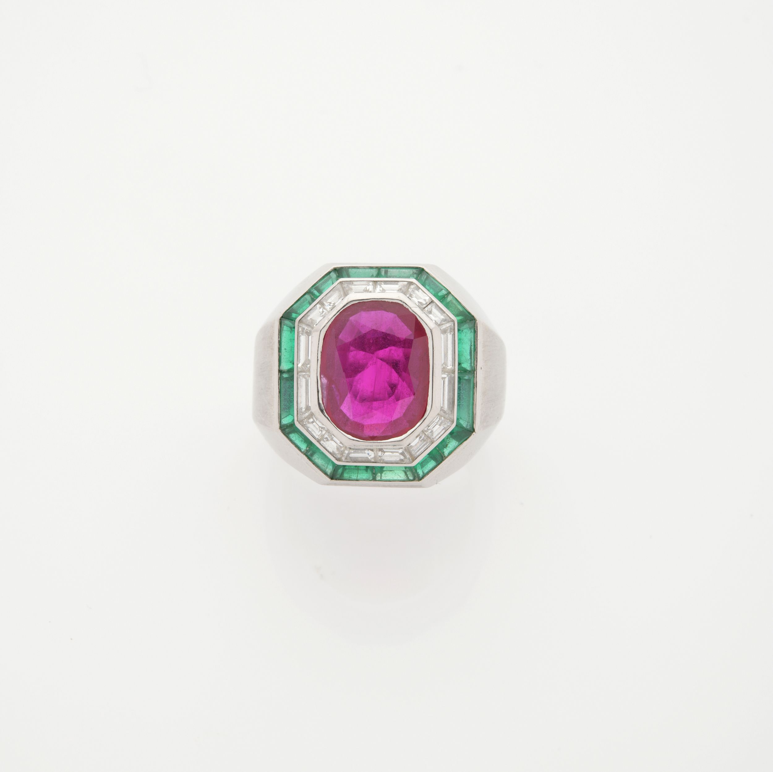 BAGUE COURONNE:  | H&ocirc;tel Des Ventes de Monte-Carlo